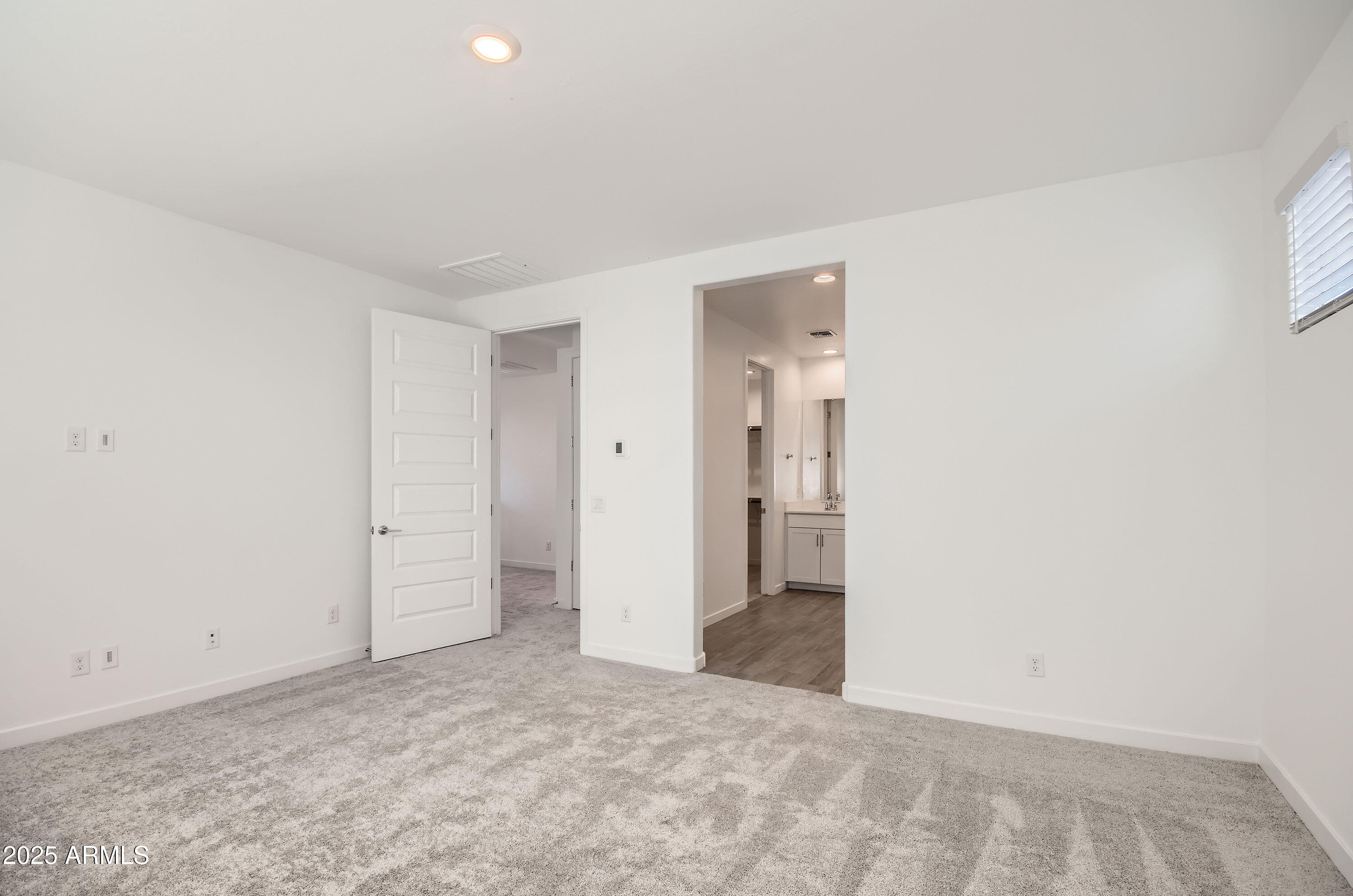 10209 E URSULA Avenue