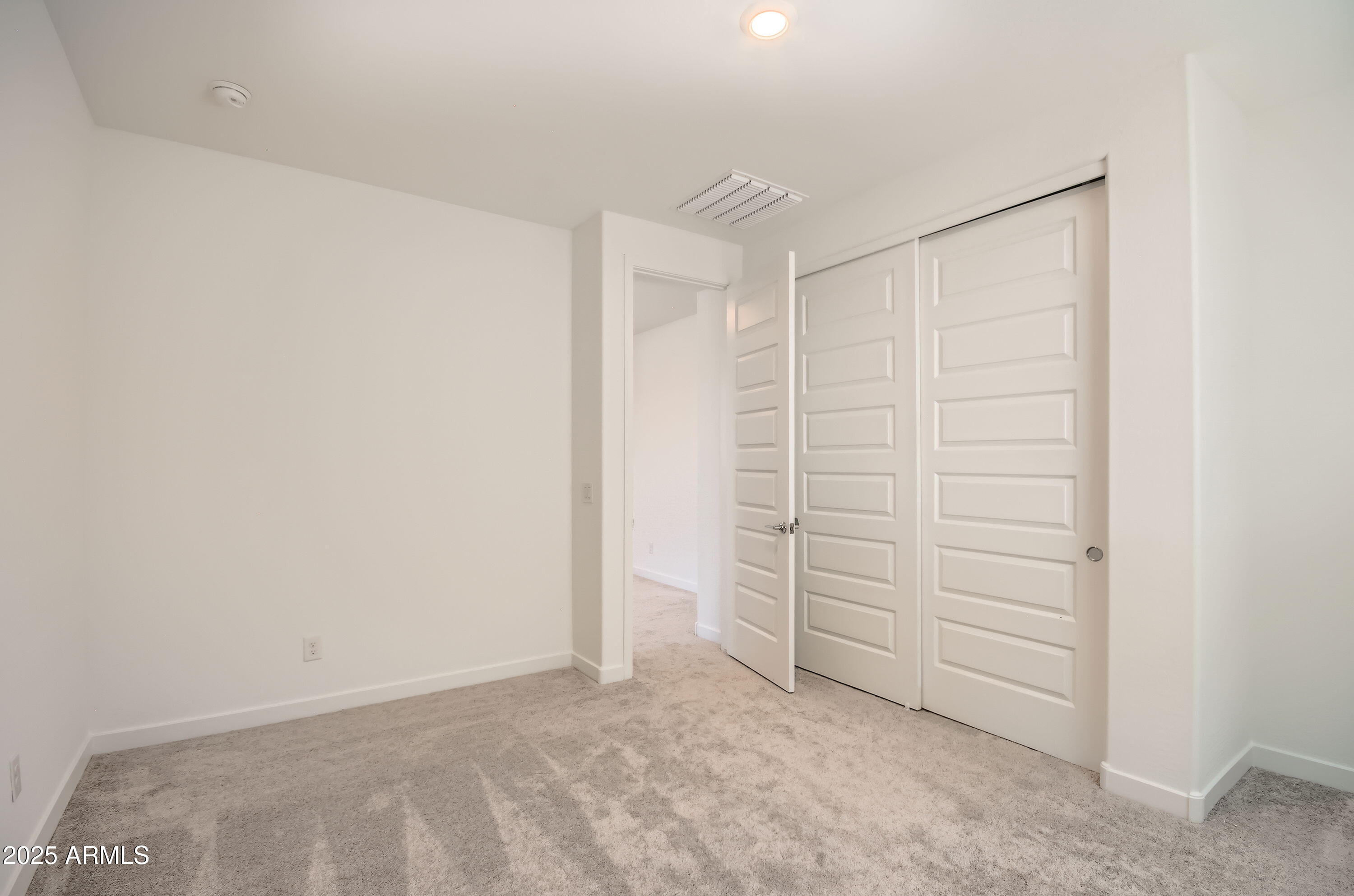 10209 E URSULA Avenue