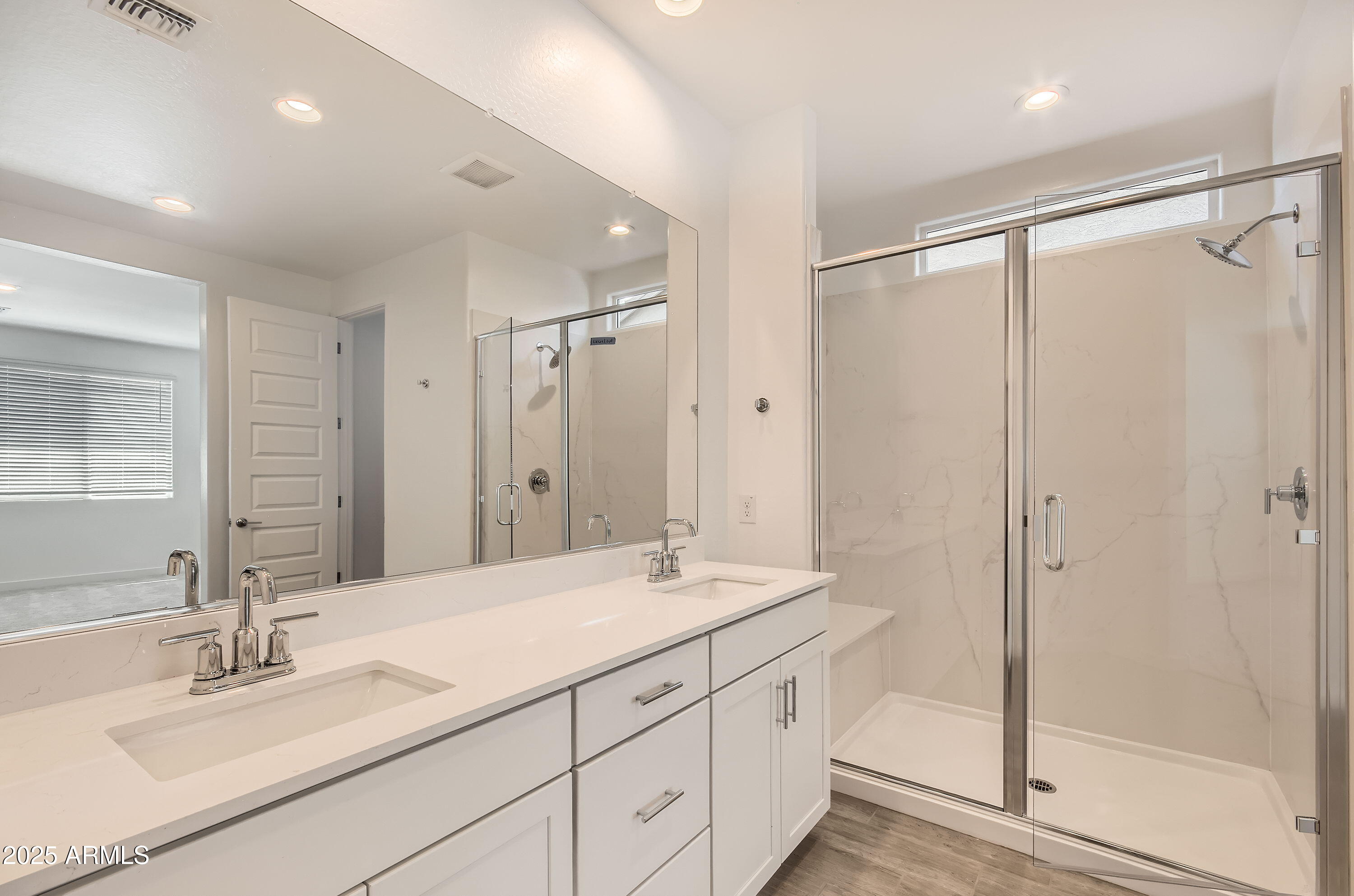 10209 E URSULA Avenue