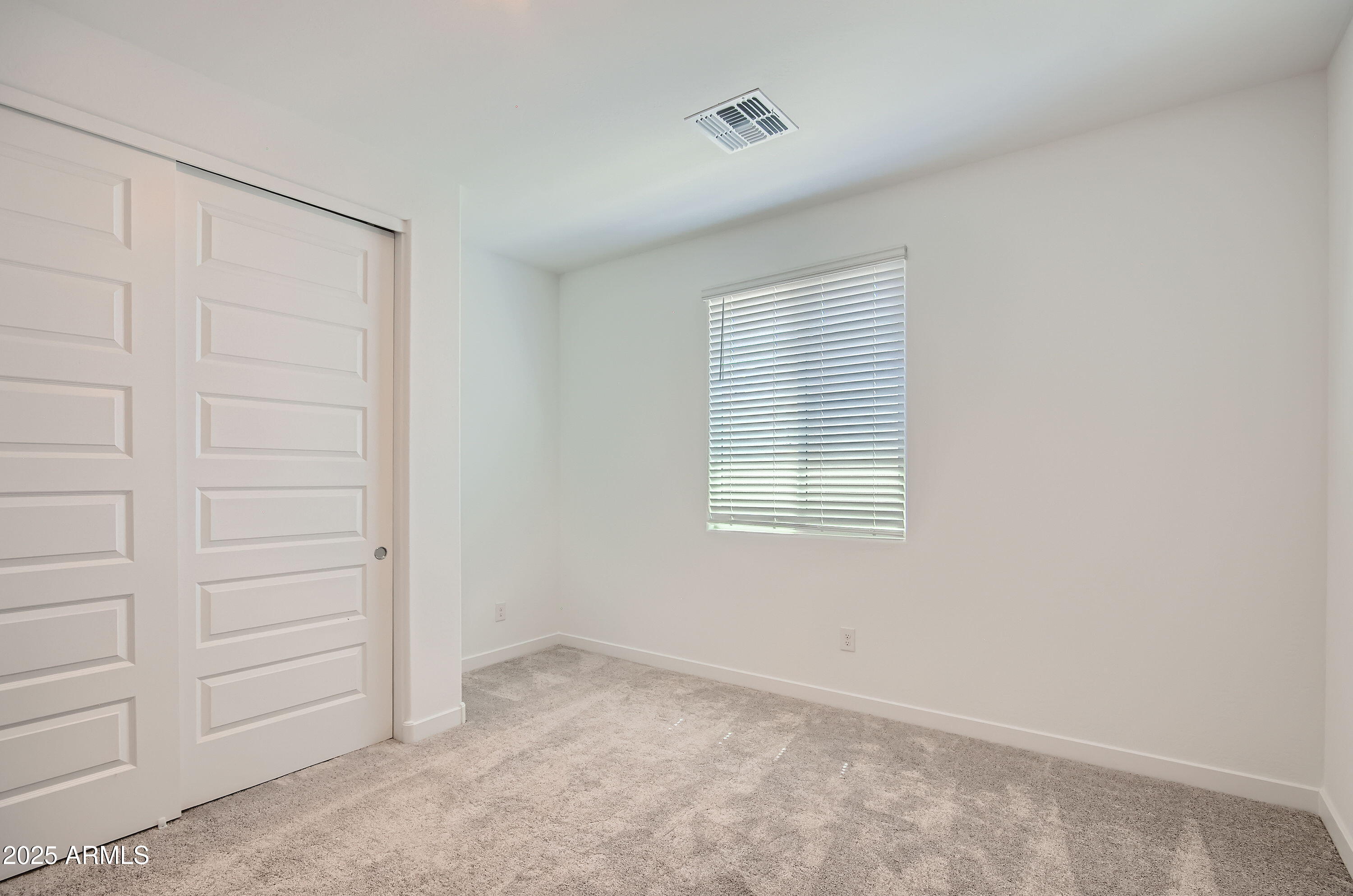 10209 E URSULA Avenue