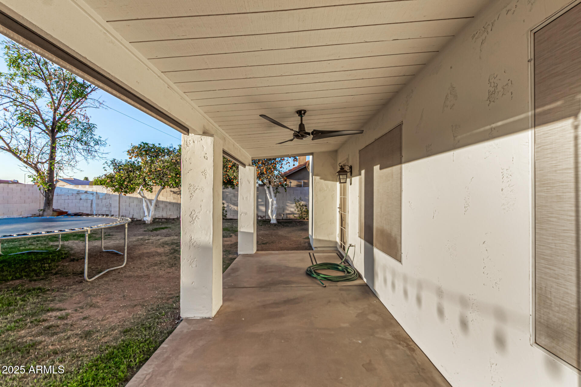 2646 N ROBIN Lane