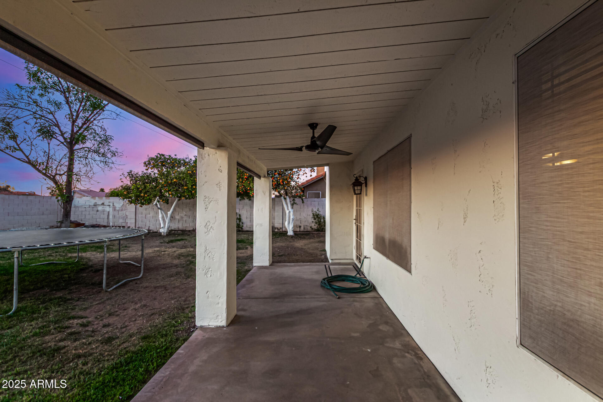 2646 N ROBIN Lane