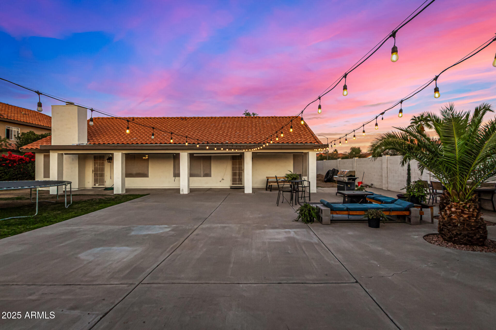 2646 N ROBIN Lane