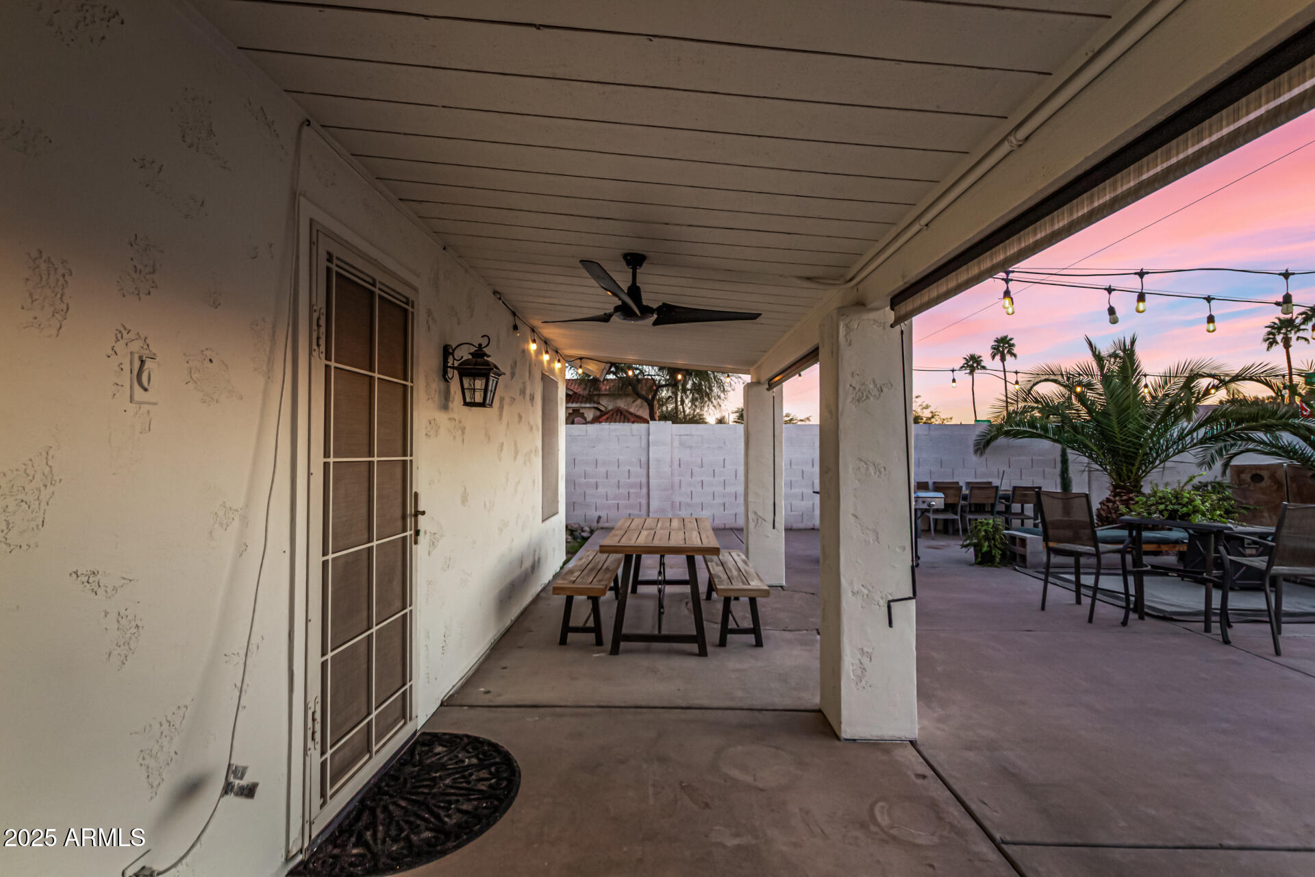 2646 N ROBIN Lane