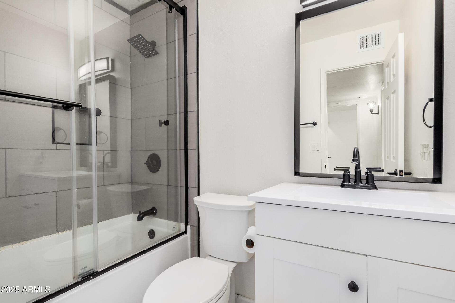 8532 E BELLEVIEW Street