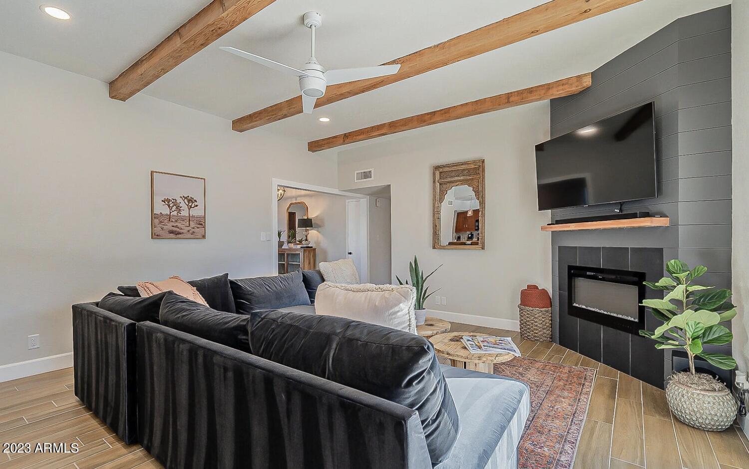 6601 E THUNDERBIRD Road