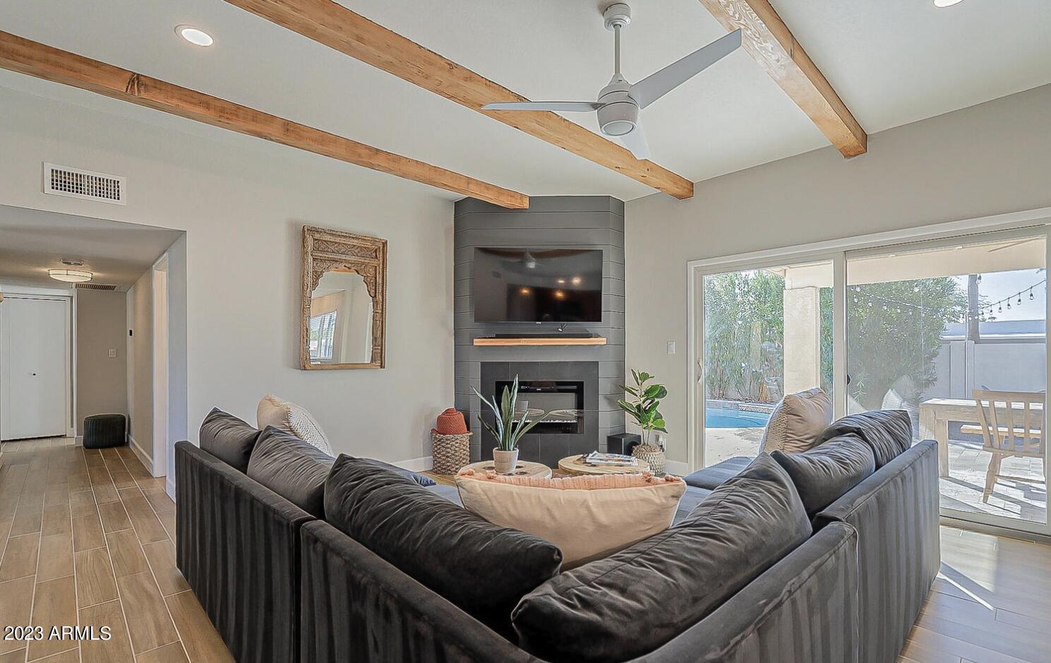 6601 E THUNDERBIRD Road