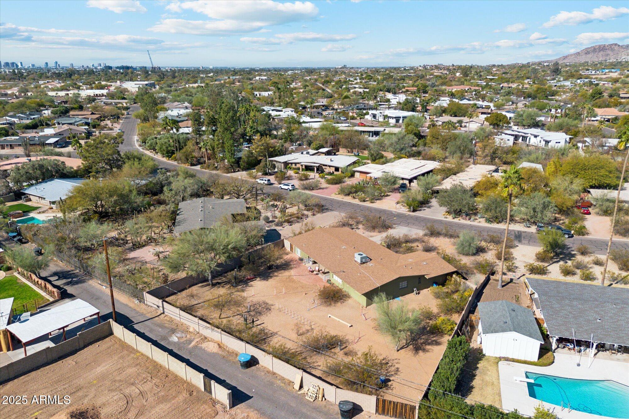 4165 E SAINT JOSEPH Way