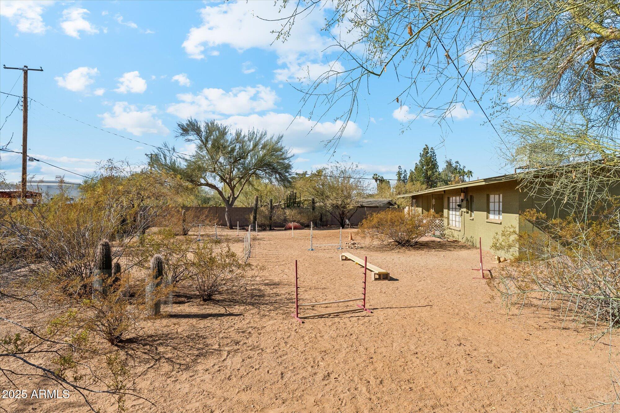 4165 E SAINT JOSEPH Way