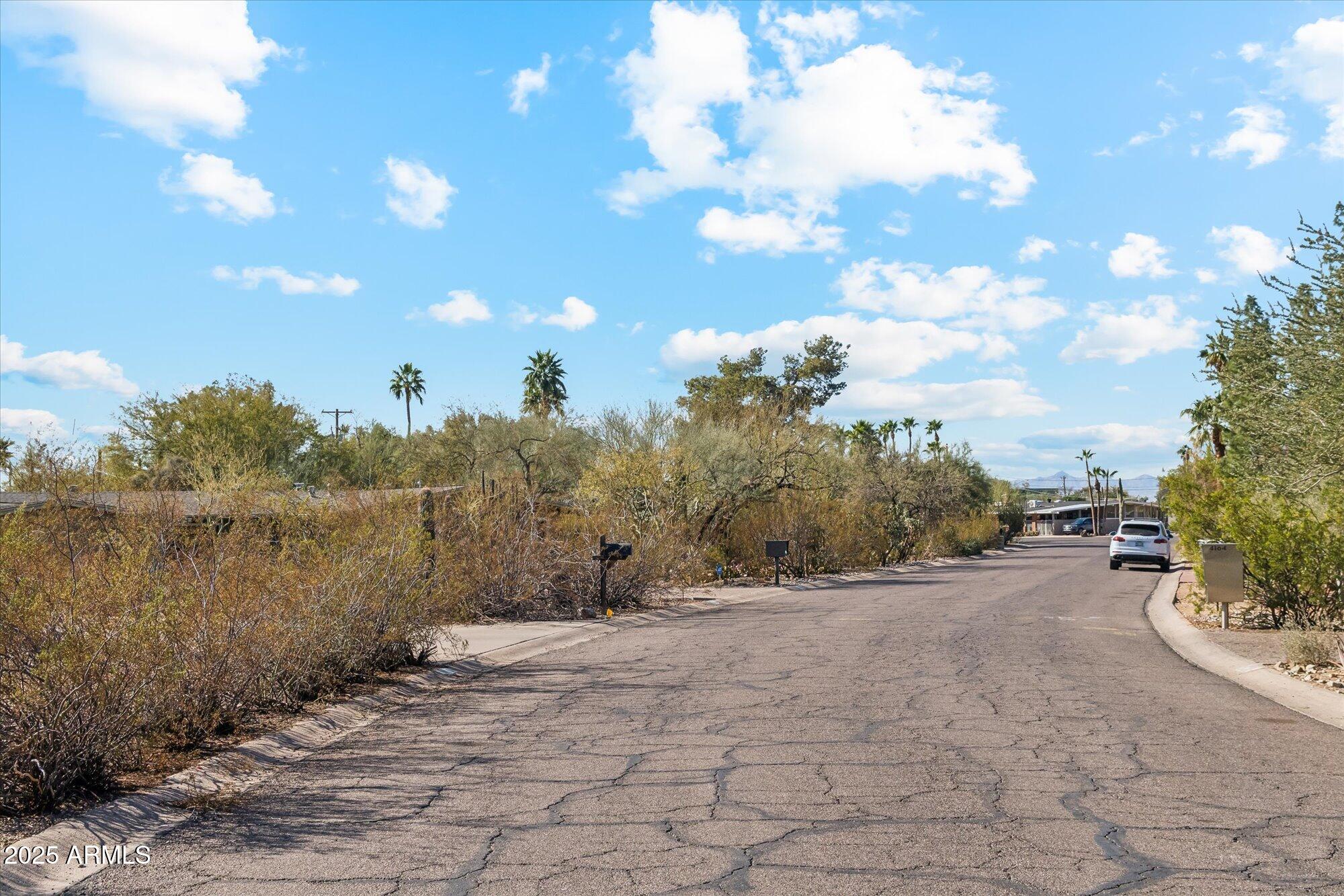 4165 E SAINT JOSEPH Way