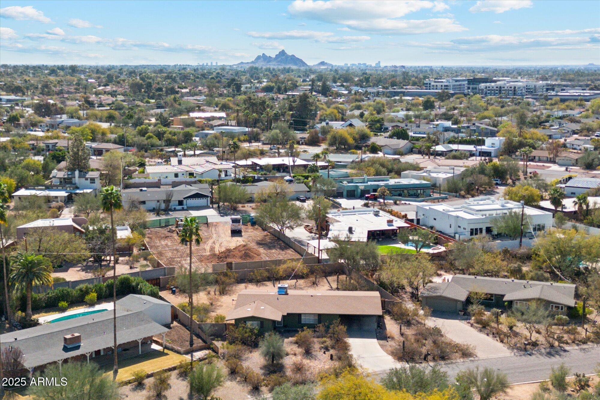 4165 E SAINT JOSEPH Way