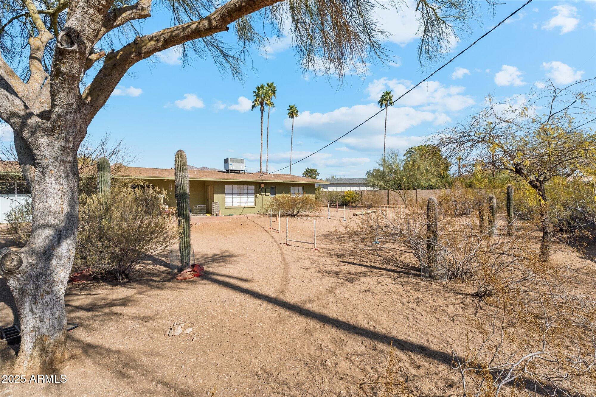 4165 E SAINT JOSEPH Way