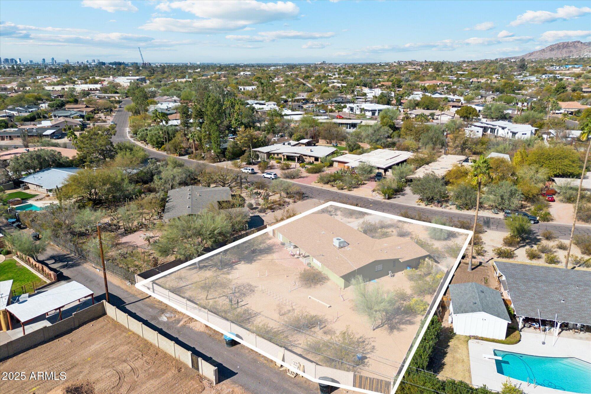 4165 E SAINT JOSEPH Way