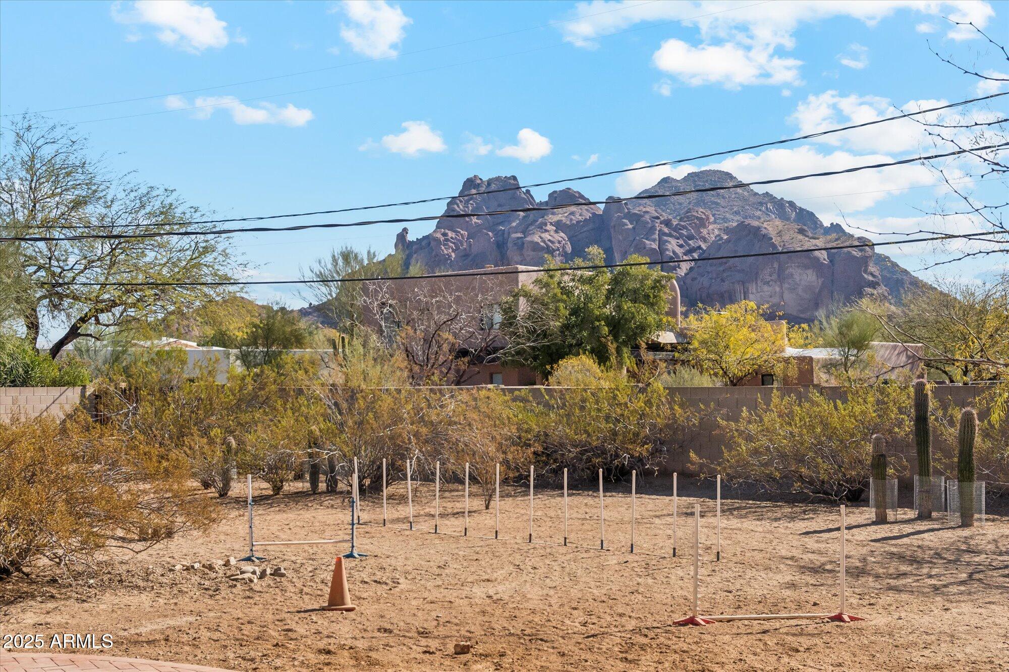 4165 E SAINT JOSEPH Way