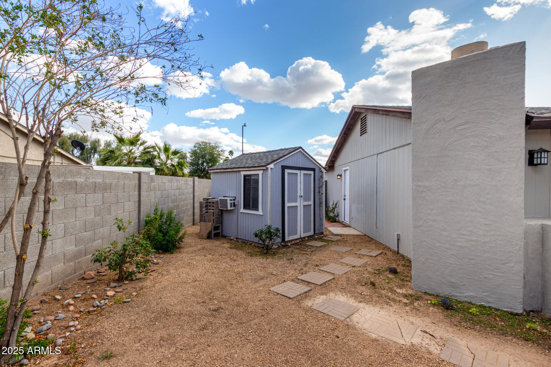 4026 E CAPTAIN DREYFUS Avenue