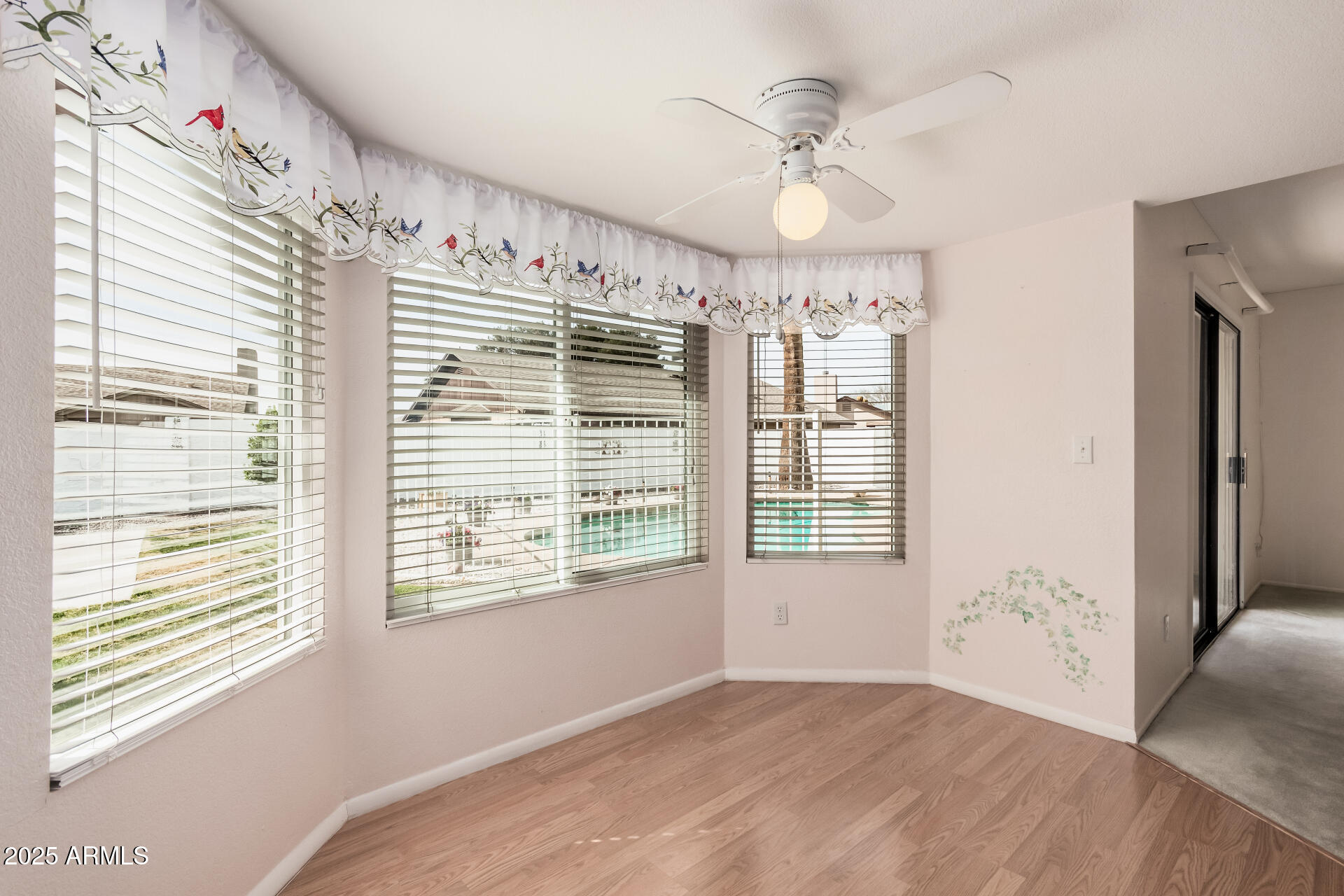 2327 W Rockwell Court