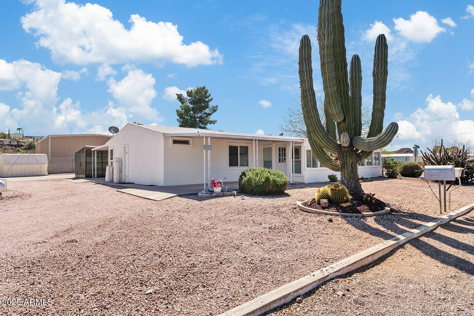 597 E QUEEN VALLEY Drive