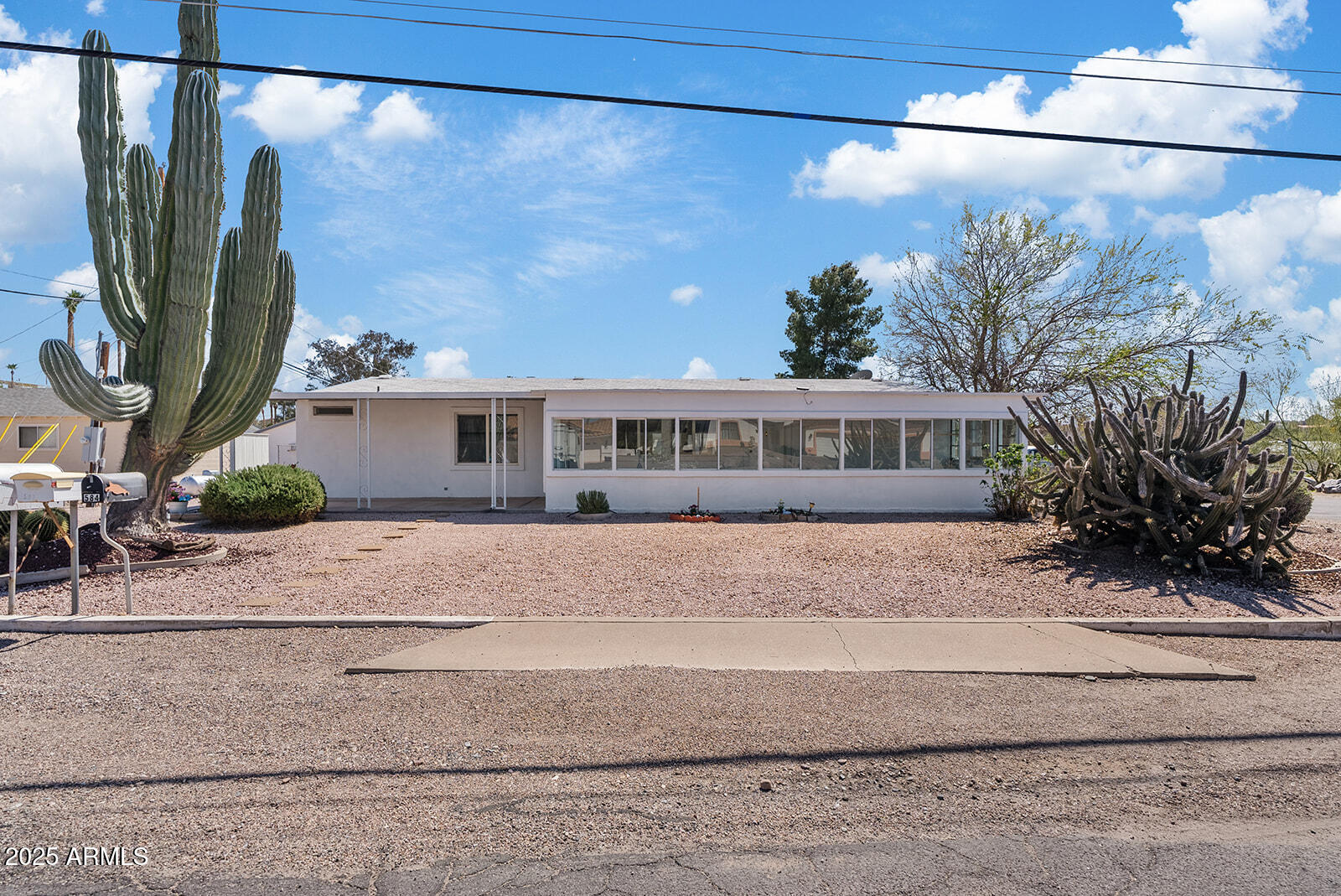 597 E QUEEN VALLEY Drive