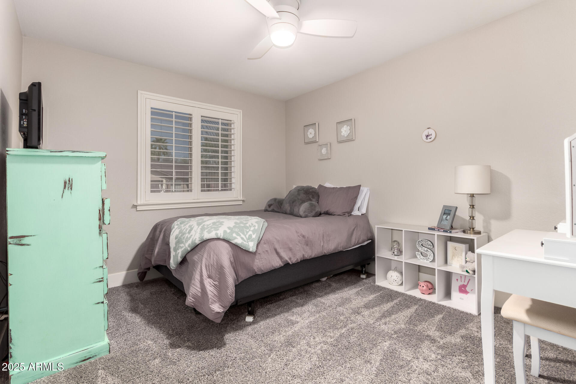 5333 E CATALINA Avenue