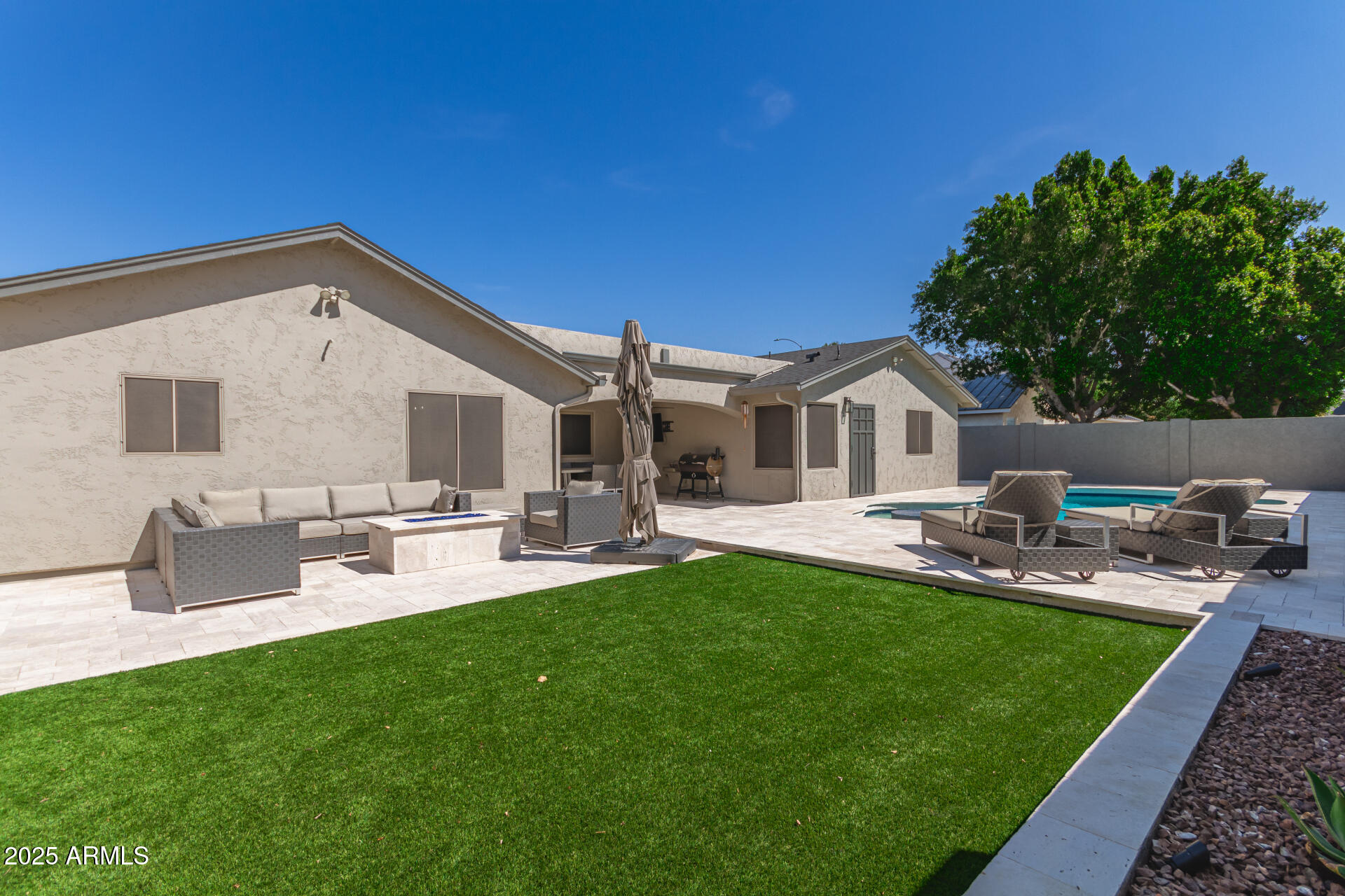 5333 E CATALINA Avenue