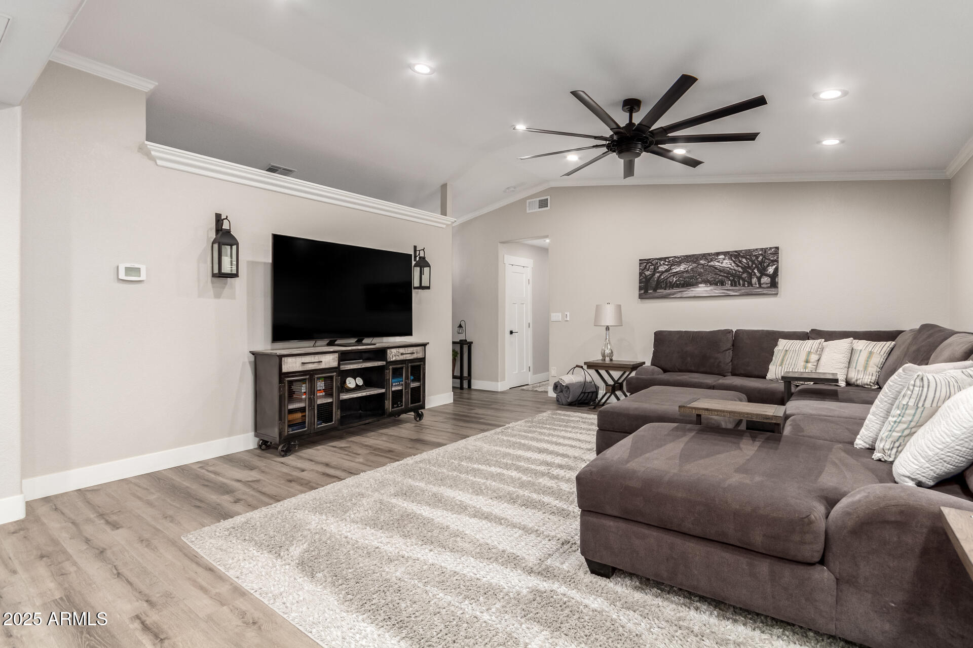 5333 E CATALINA Avenue