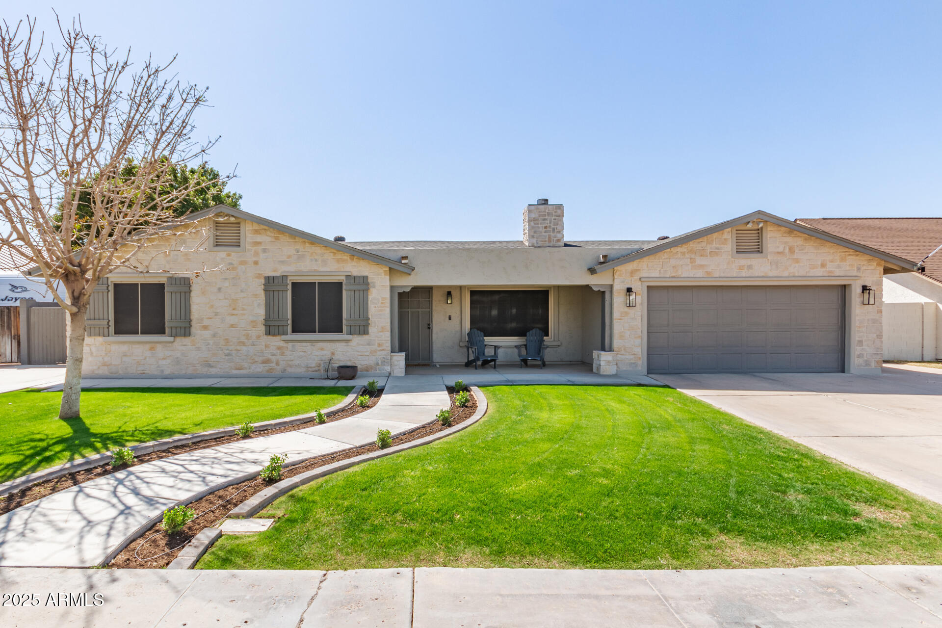 5333 E CATALINA Avenue