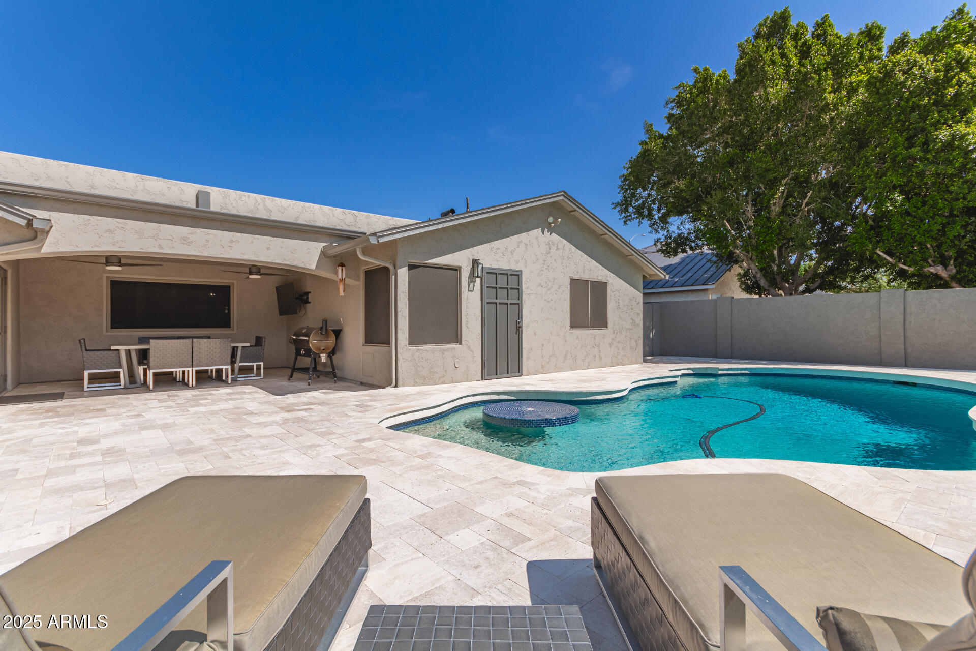 5333 E CATALINA Avenue