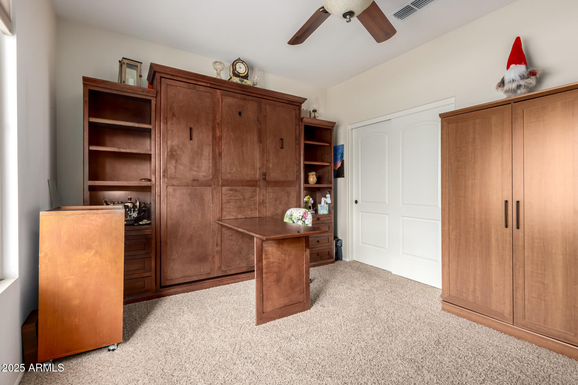 5083 W BUCKSKIN Drive