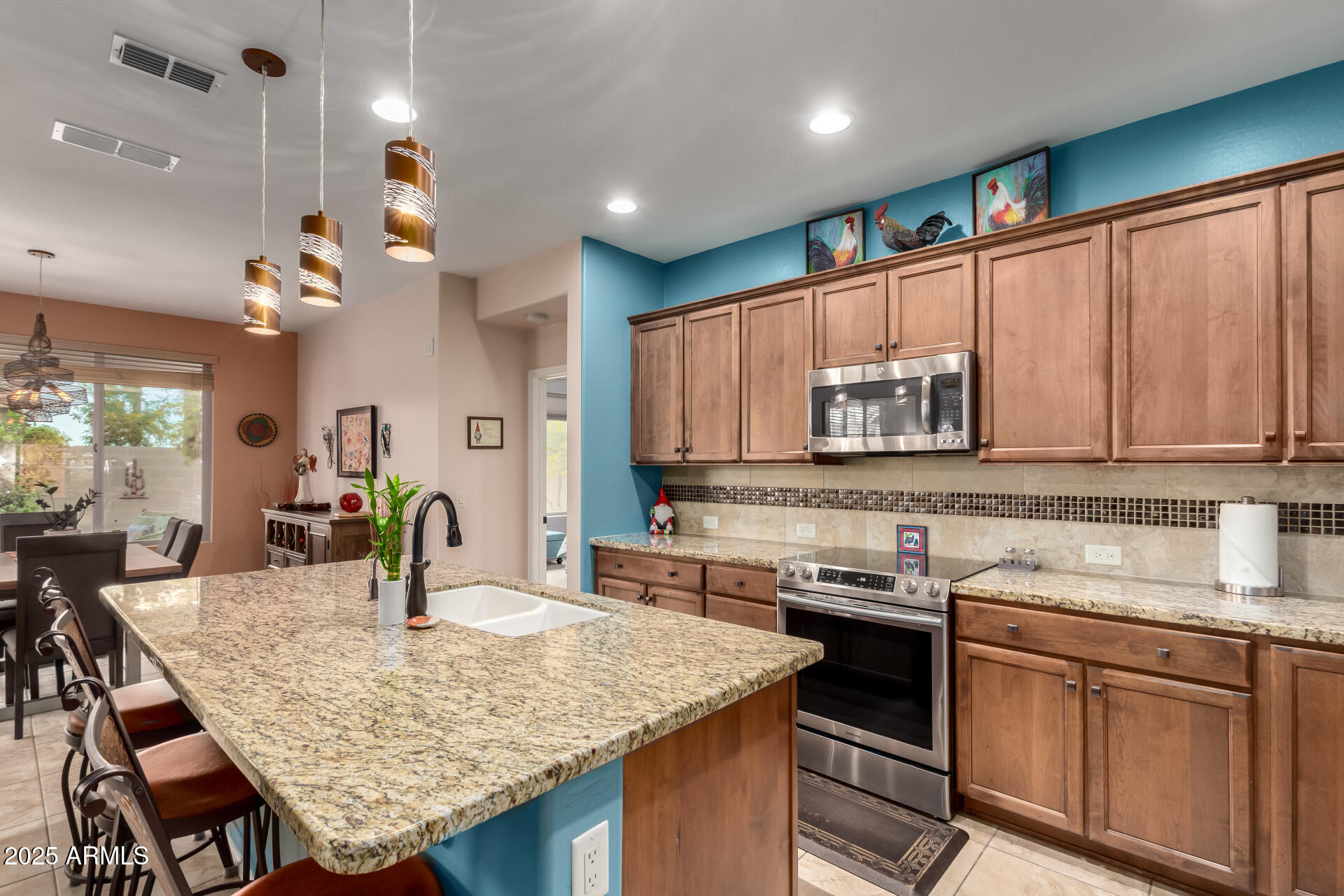 5083 W BUCKSKIN Drive