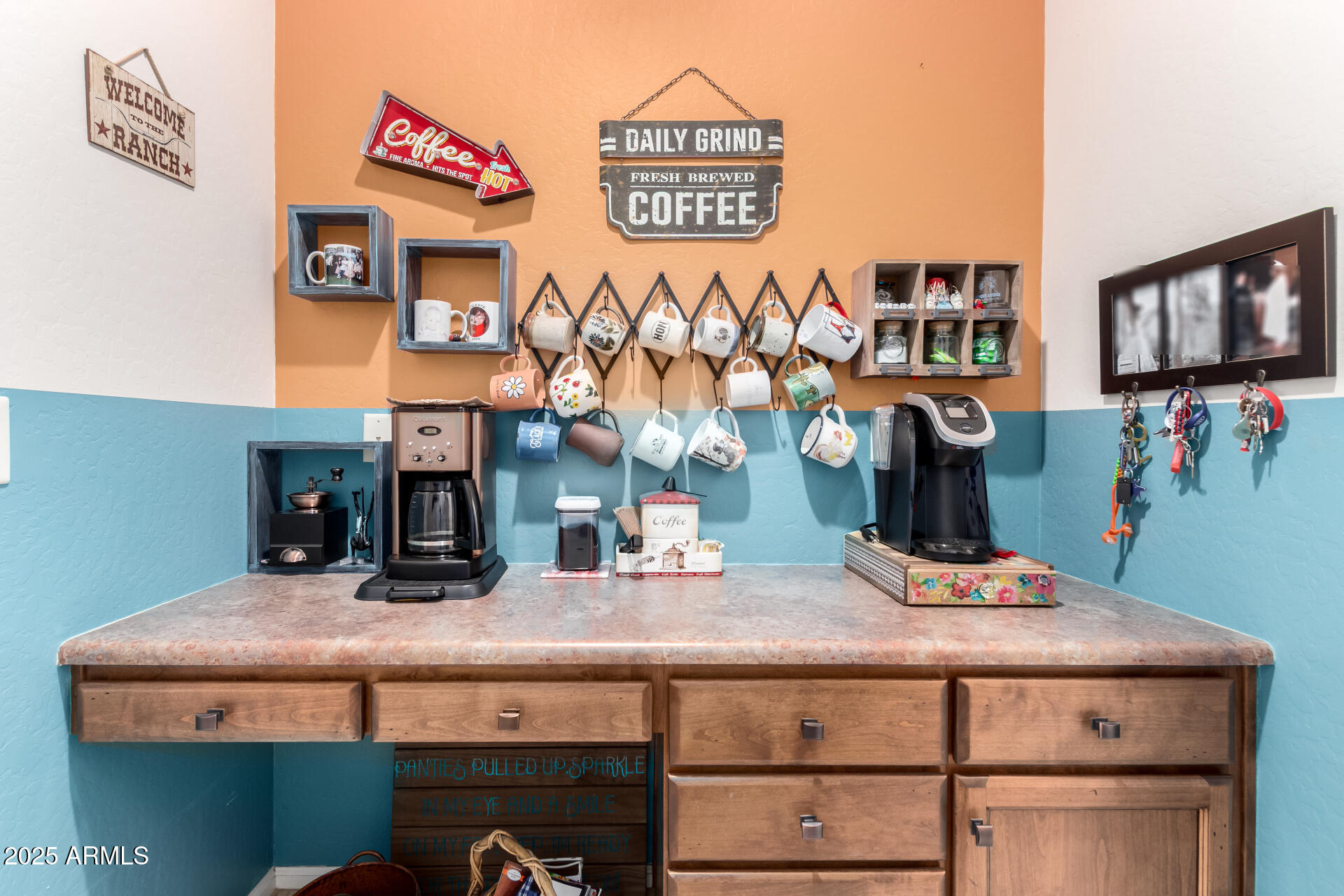 5083 W BUCKSKIN Drive