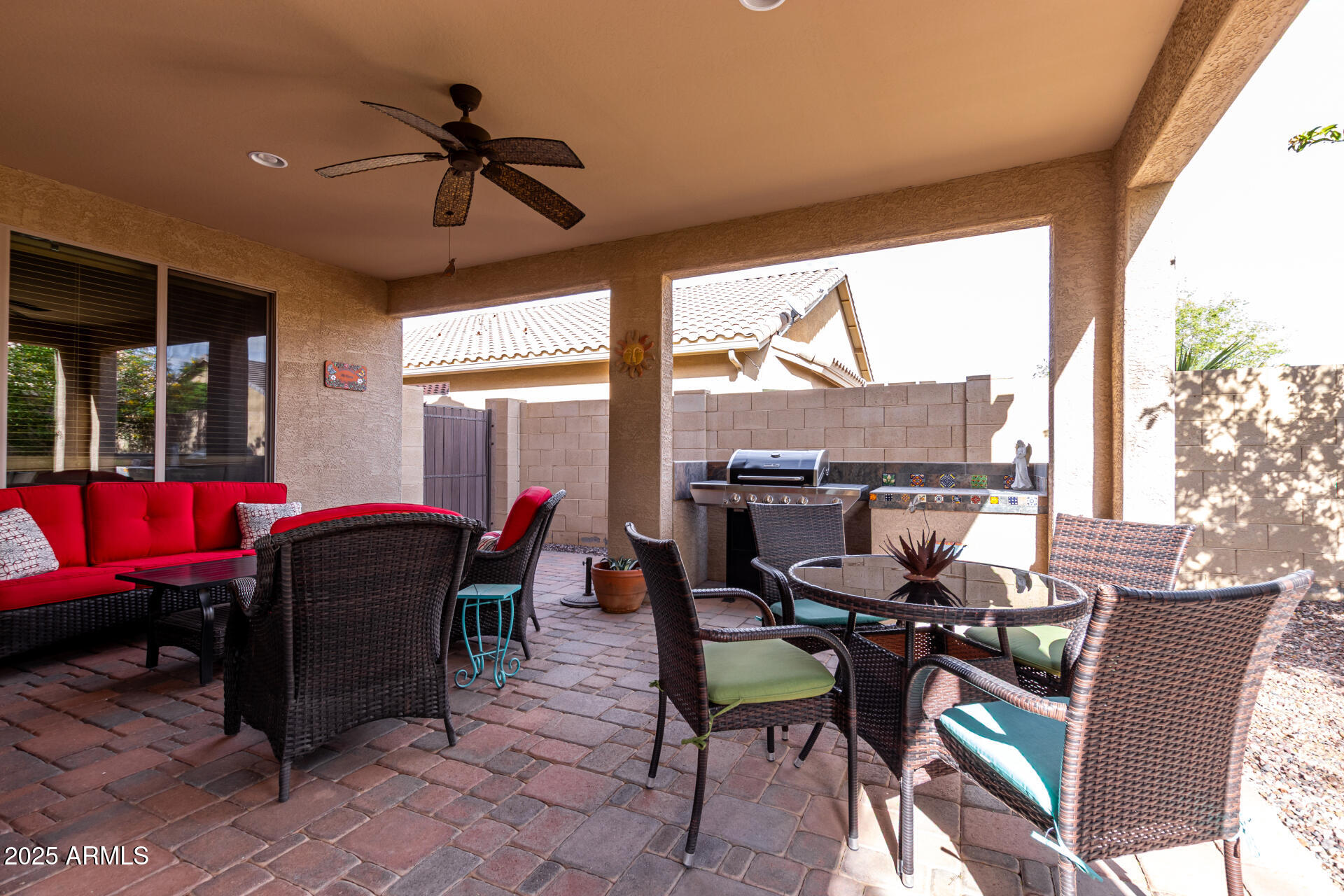 5083 W BUCKSKIN Drive