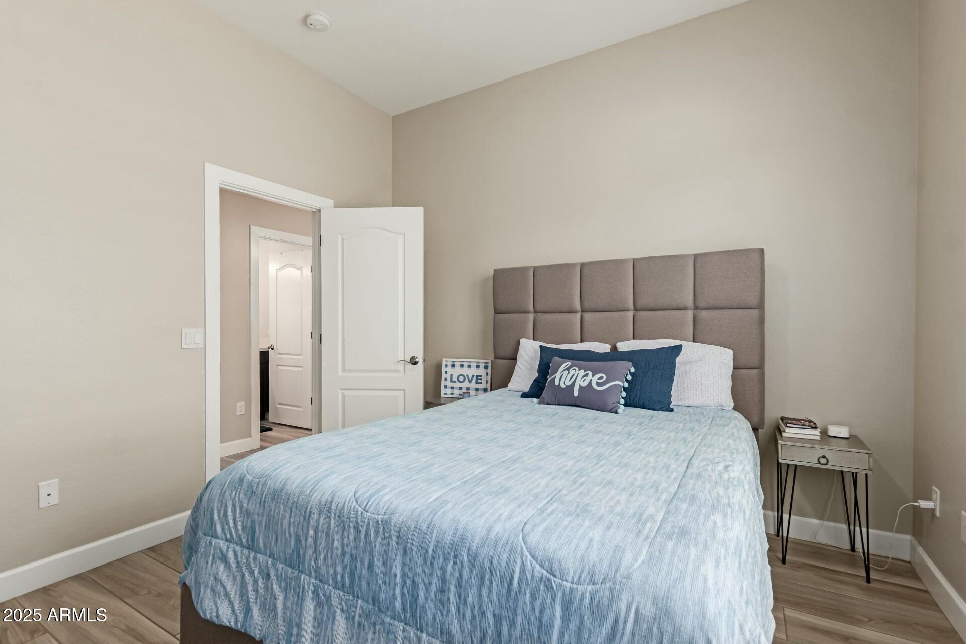 2476 E MARLENE Drive