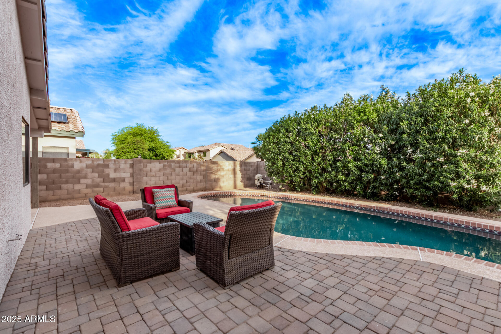 3907 E Topeka Drive