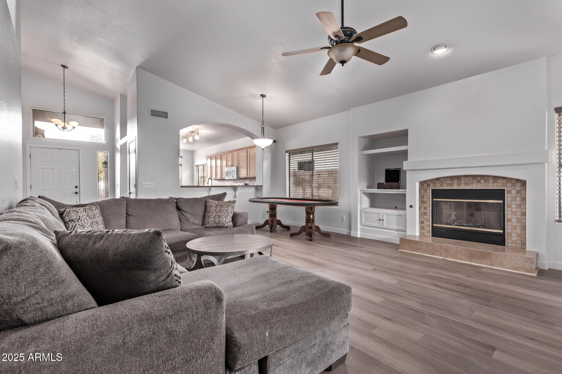3907 E Topeka Drive