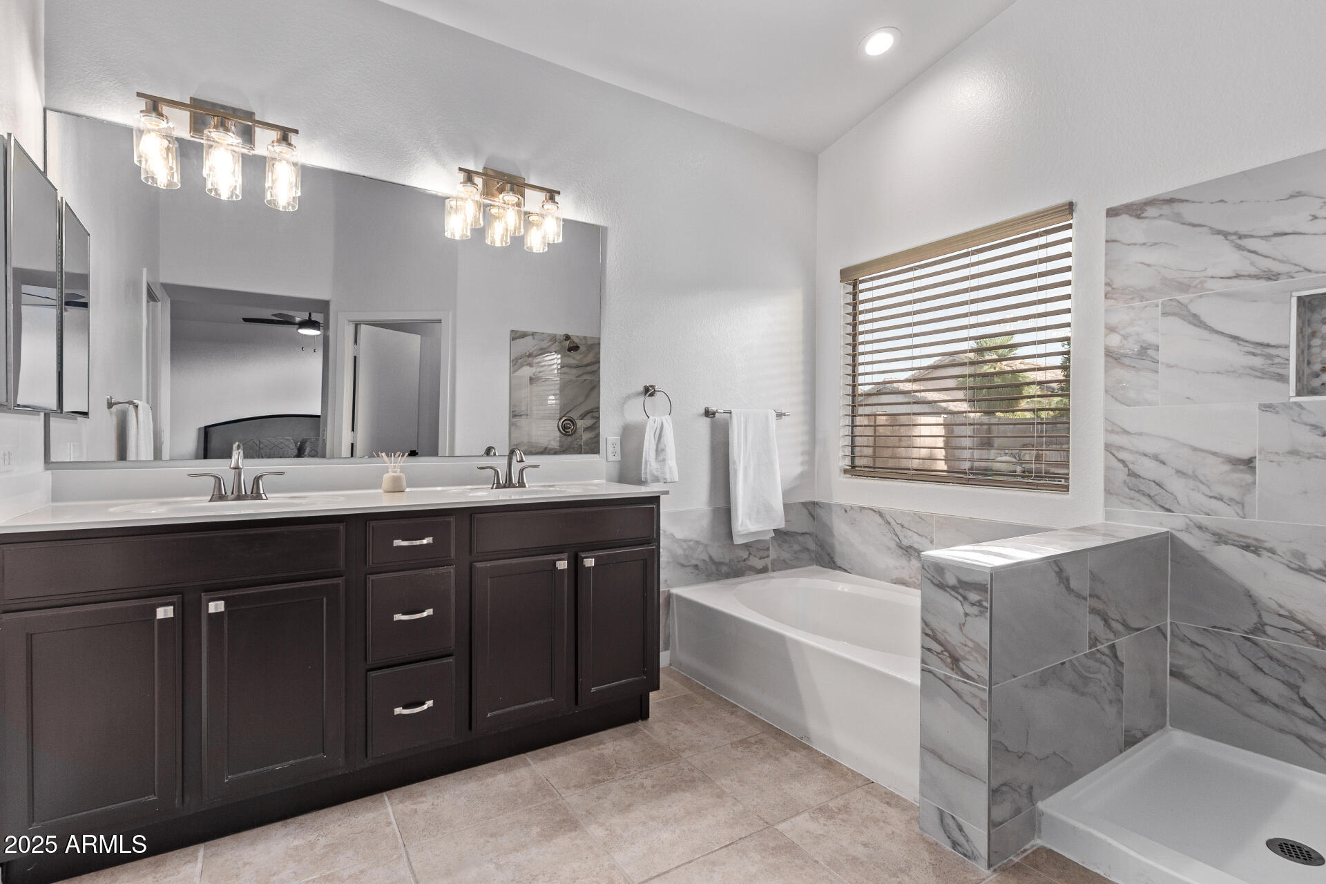 3907 E Topeka Drive