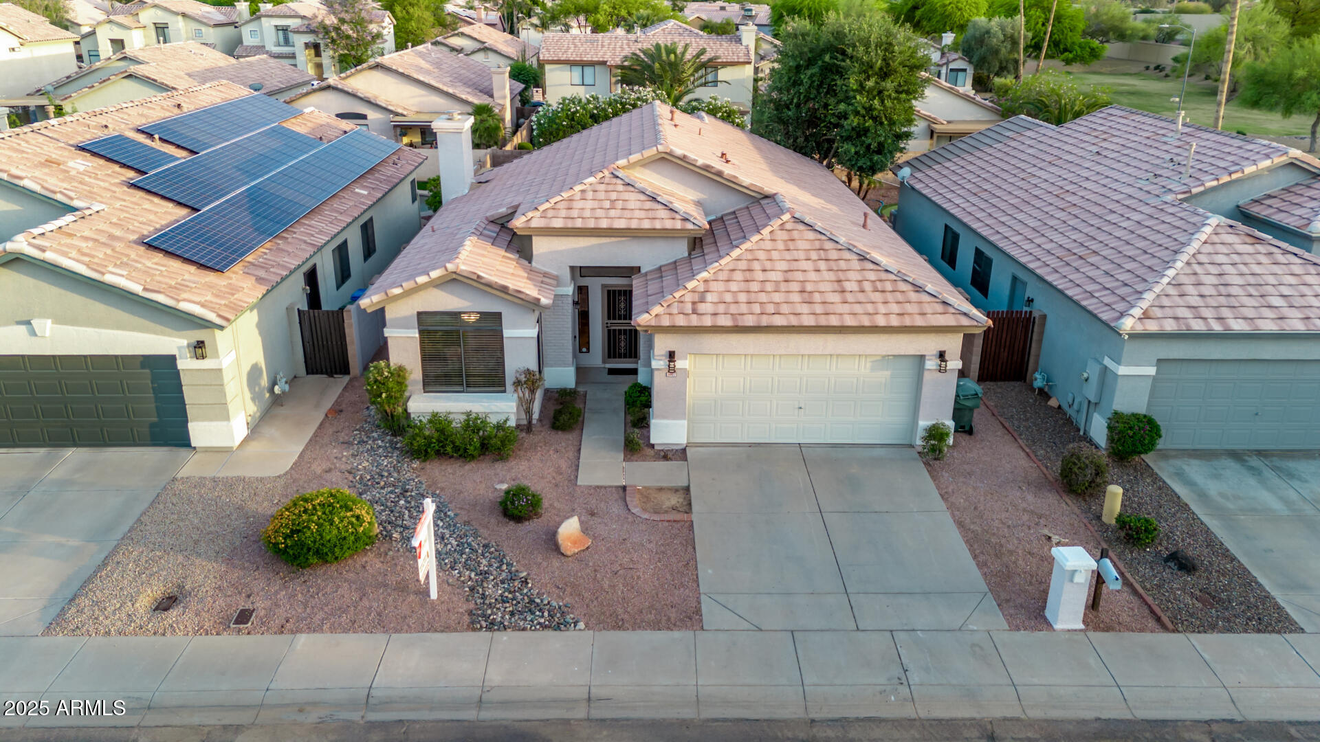 3907 E Topeka Drive