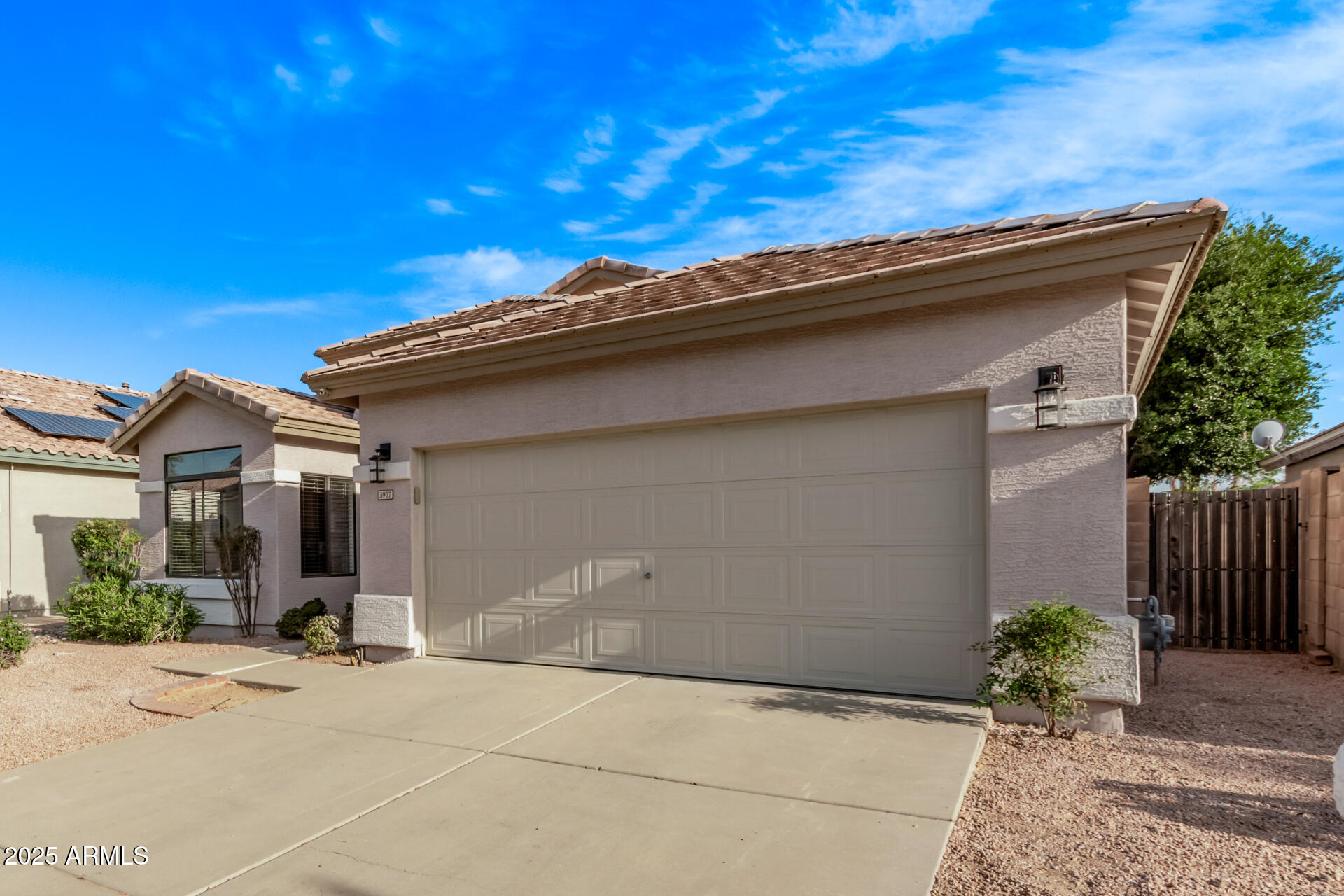 3907 E Topeka Drive