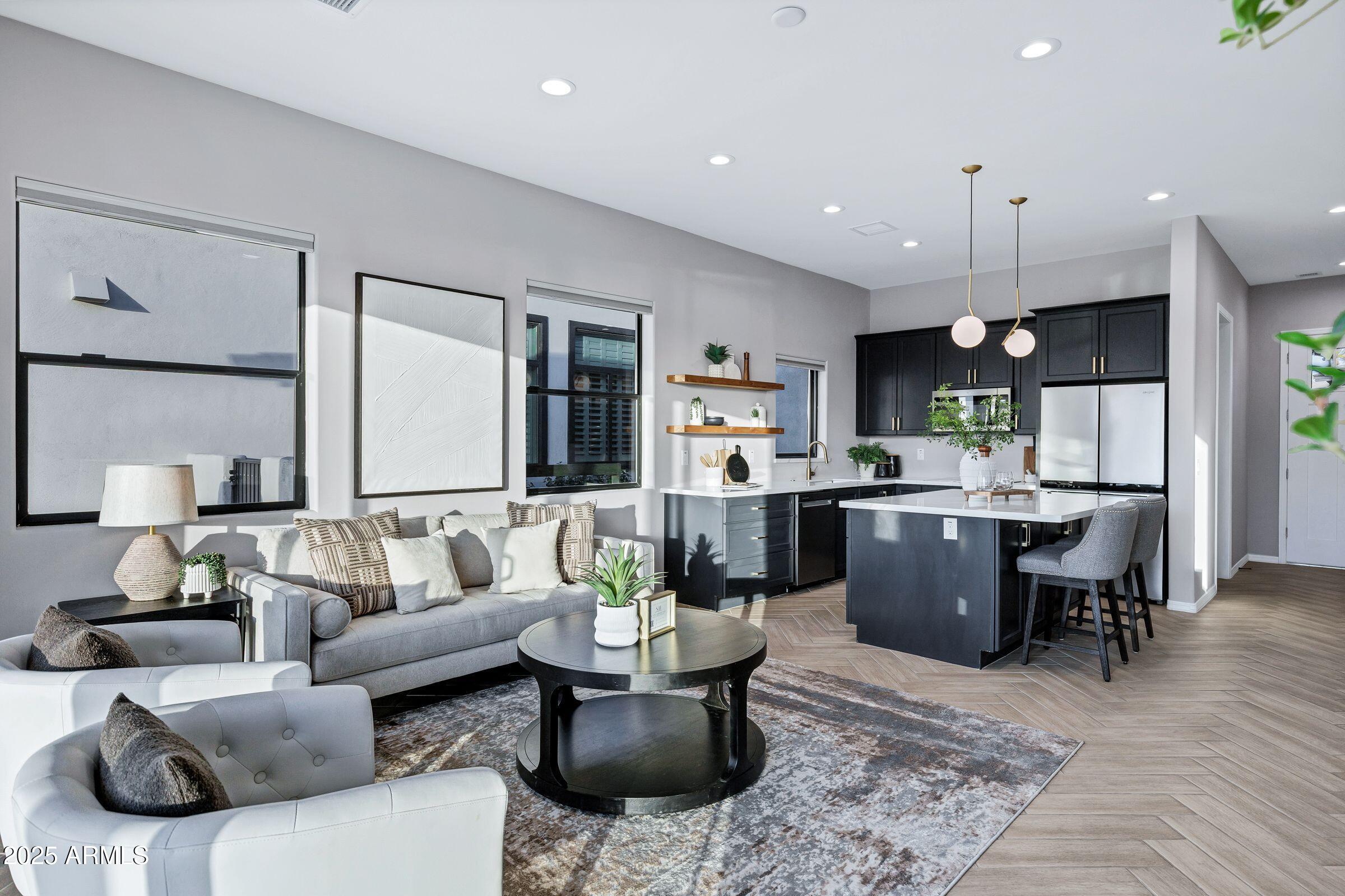 3842 E ALAMEDA Lane