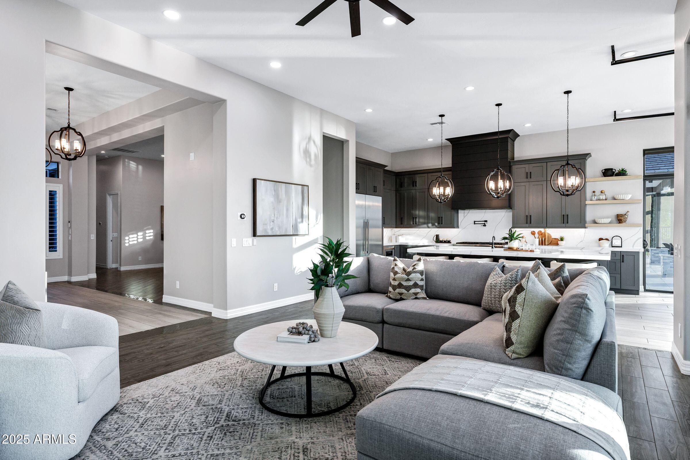 3842 E ALAMEDA Lane