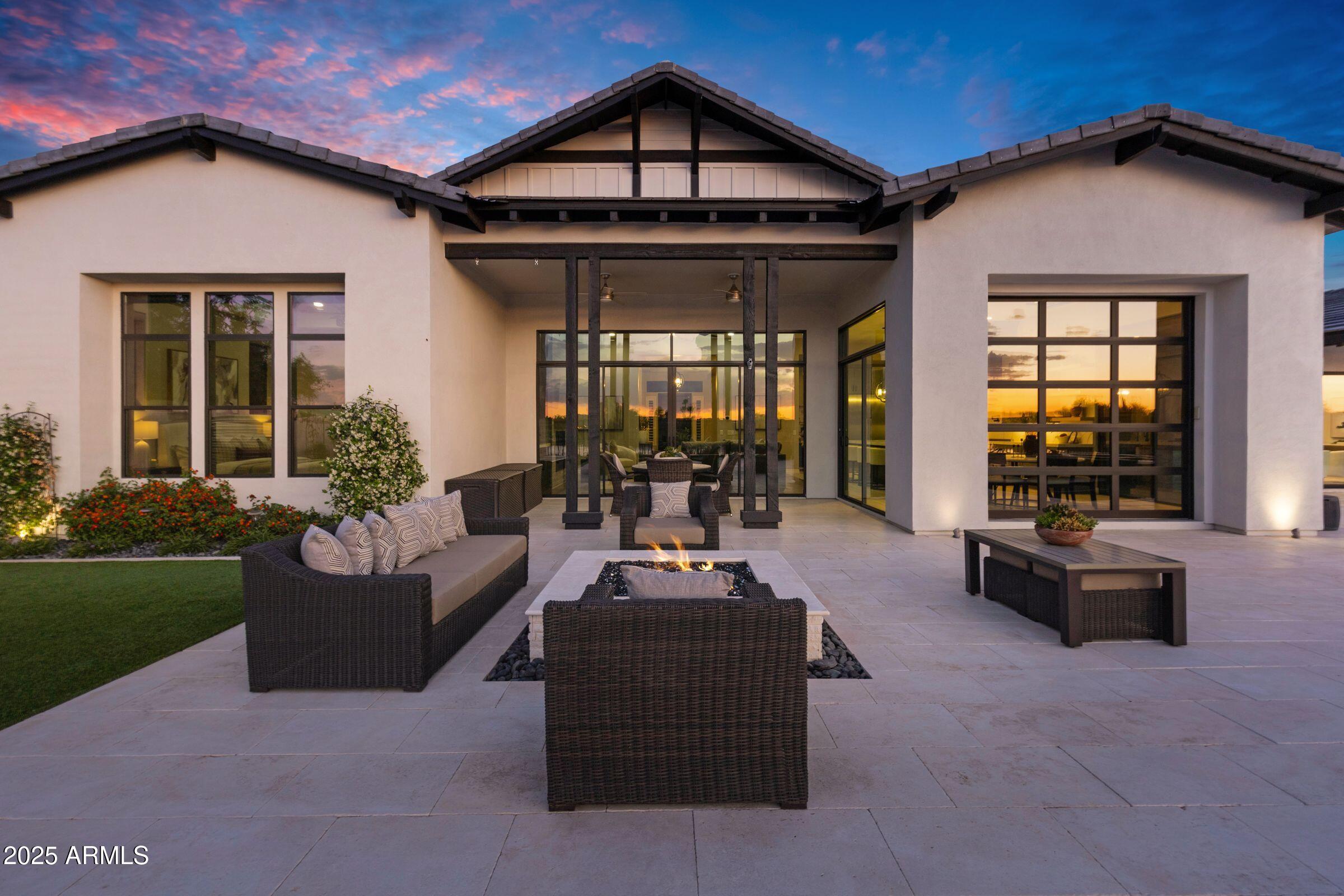 3842 E ALAMEDA Lane