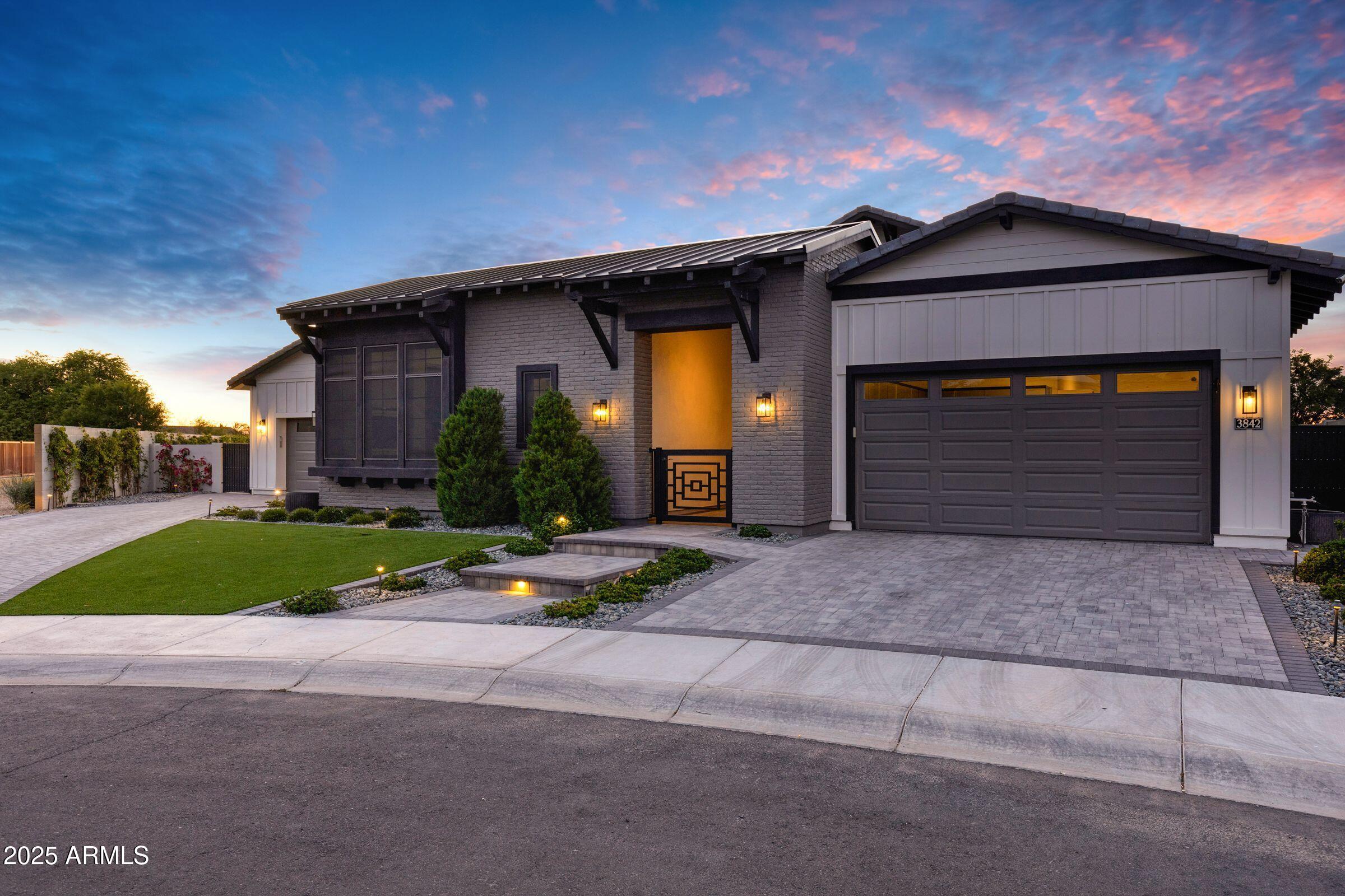 3842 E ALAMEDA Lane