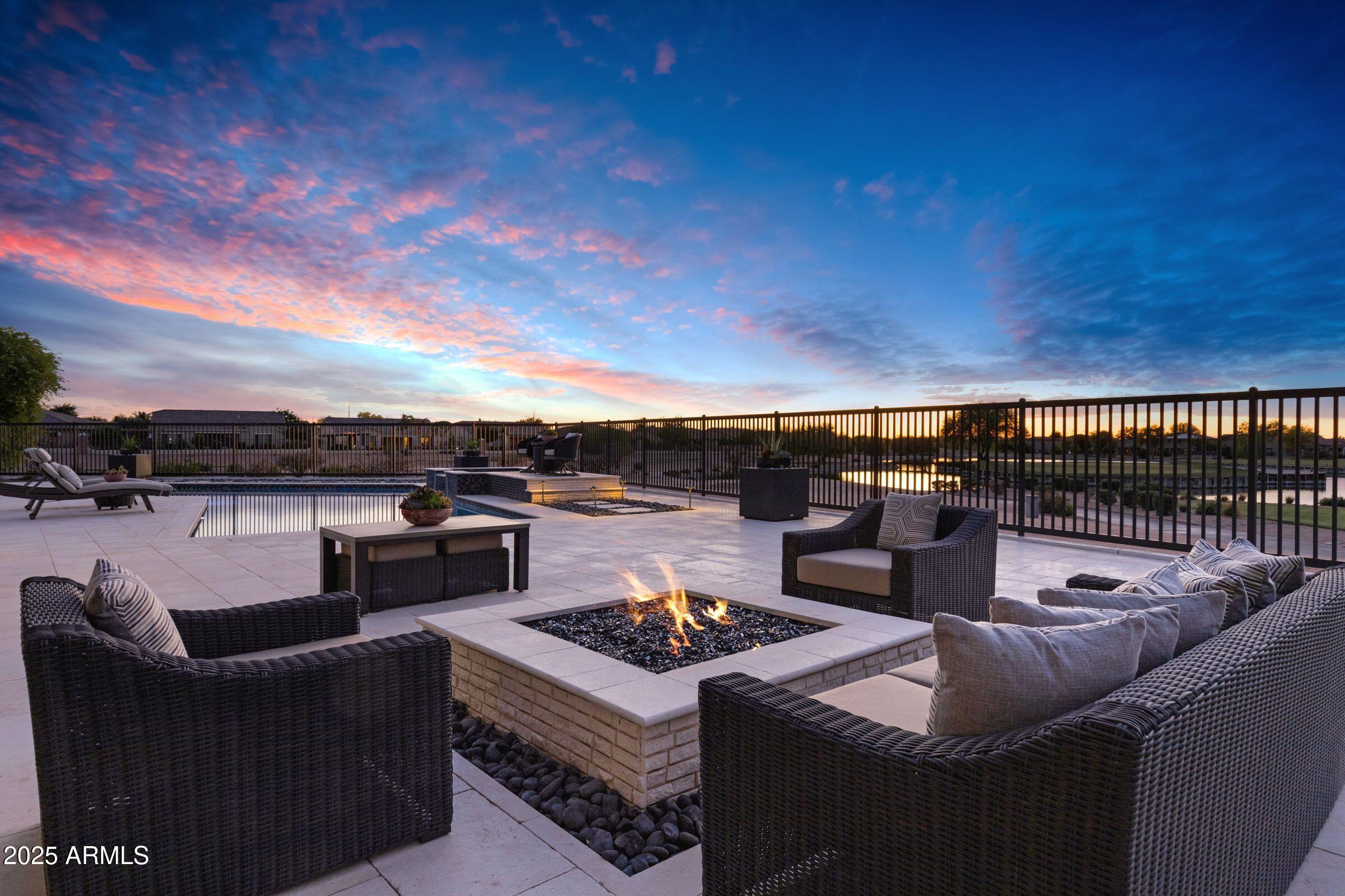 3842 E ALAMEDA Lane