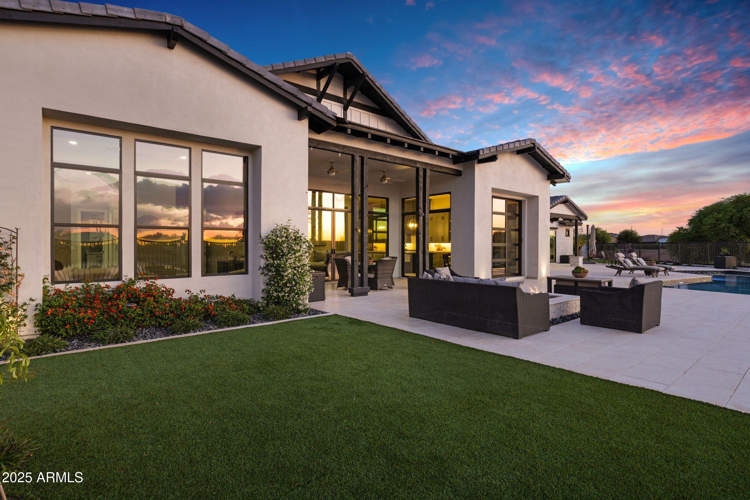 3842 E ALAMEDA Lane