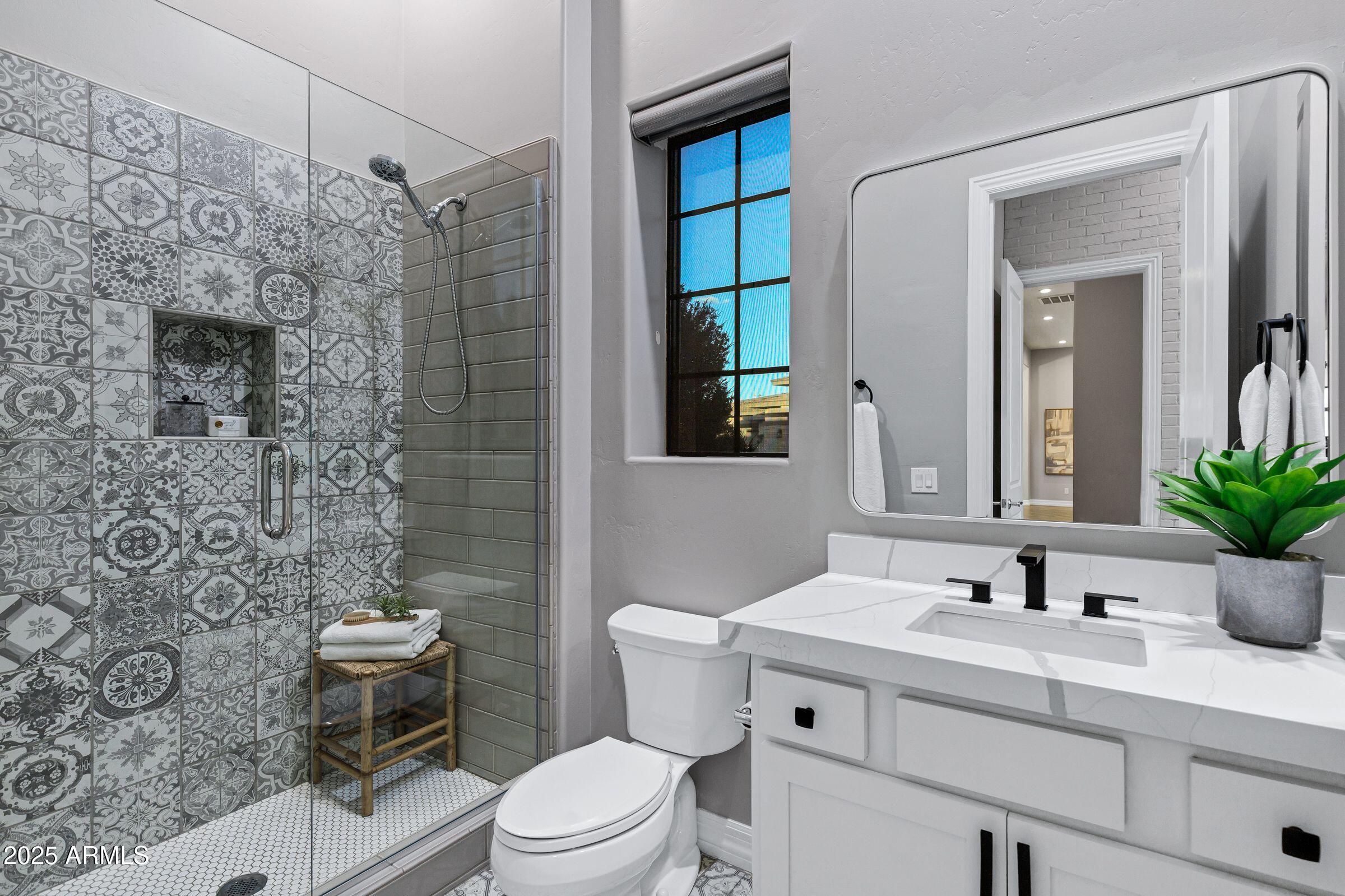 3842 E ALAMEDA Lane