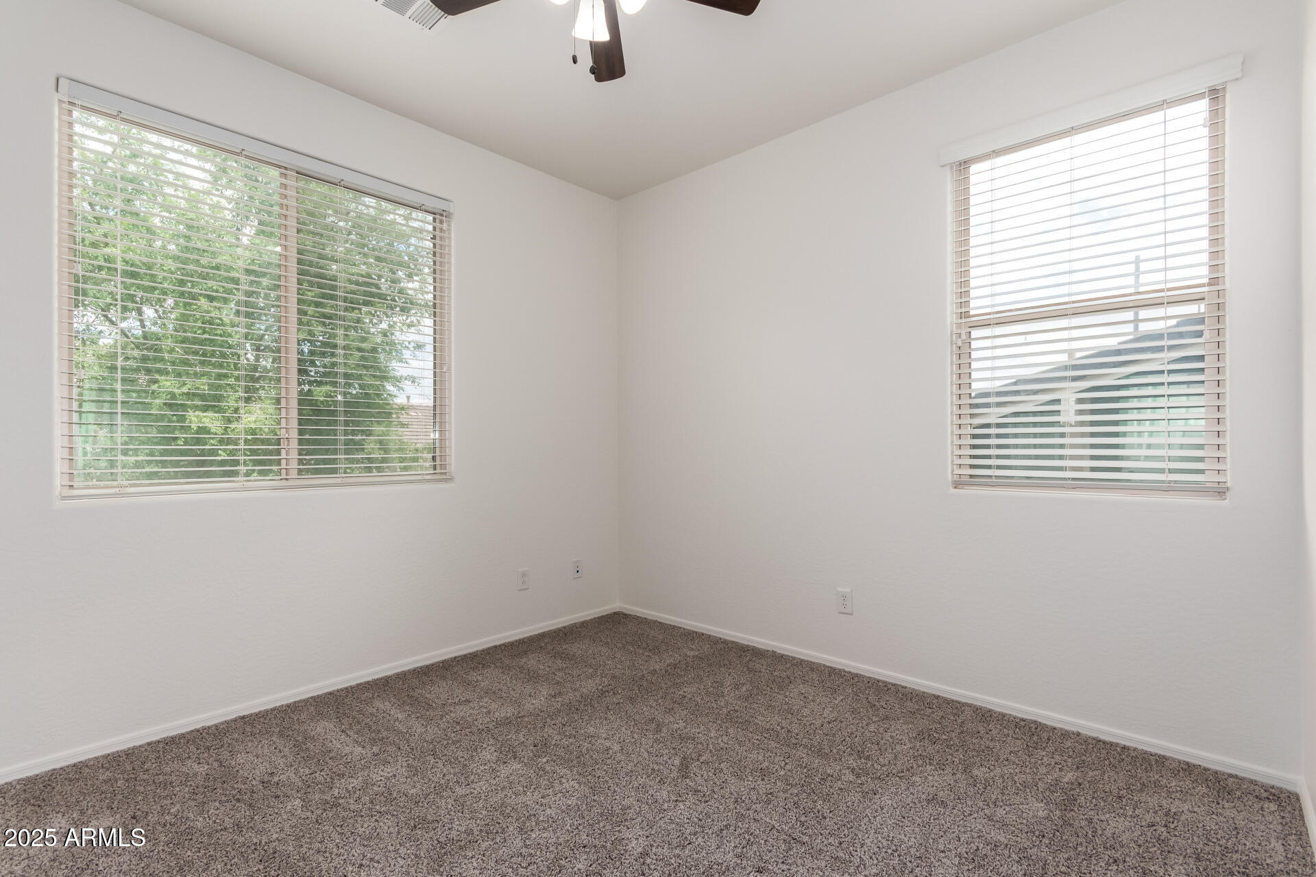 4368 E CULLUMBER Street