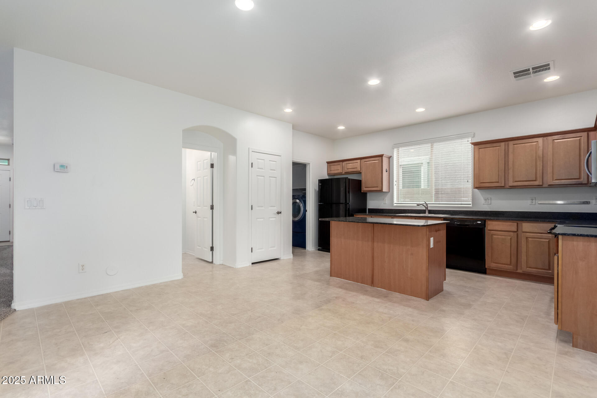 4368 E CULLUMBER Street