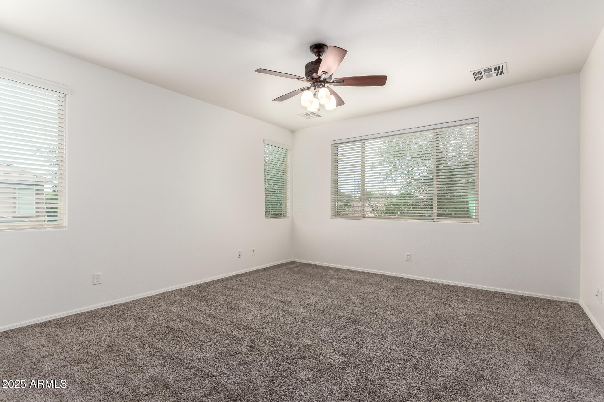 4368 E CULLUMBER Street