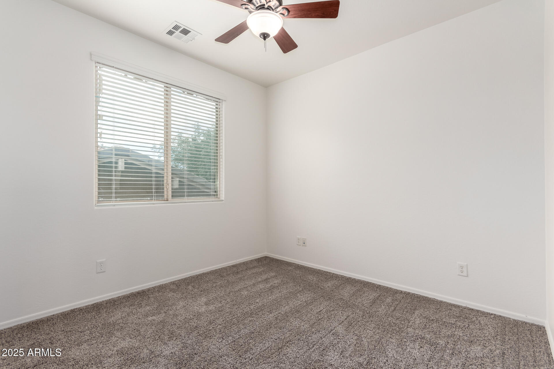 4368 E CULLUMBER Street