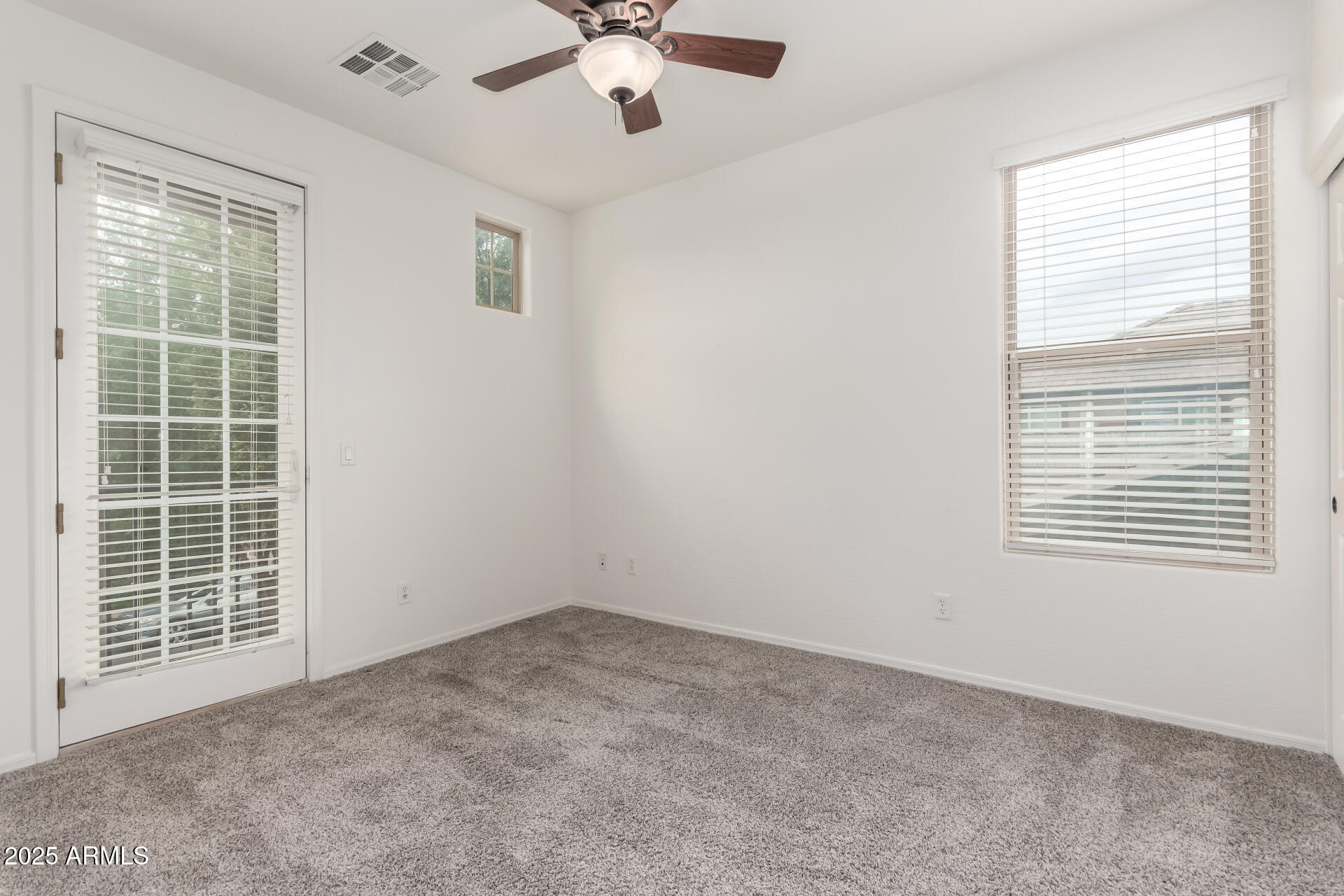 4368 E CULLUMBER Street