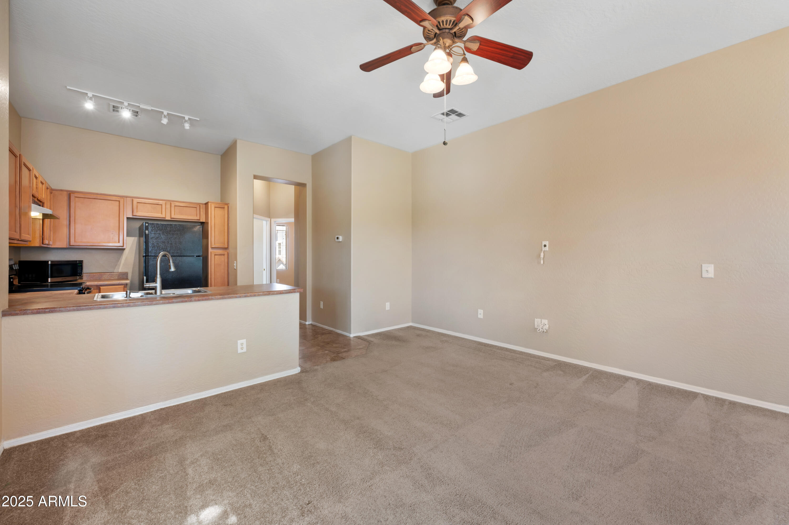 9233 E NEVILLE Avenue, 1125
